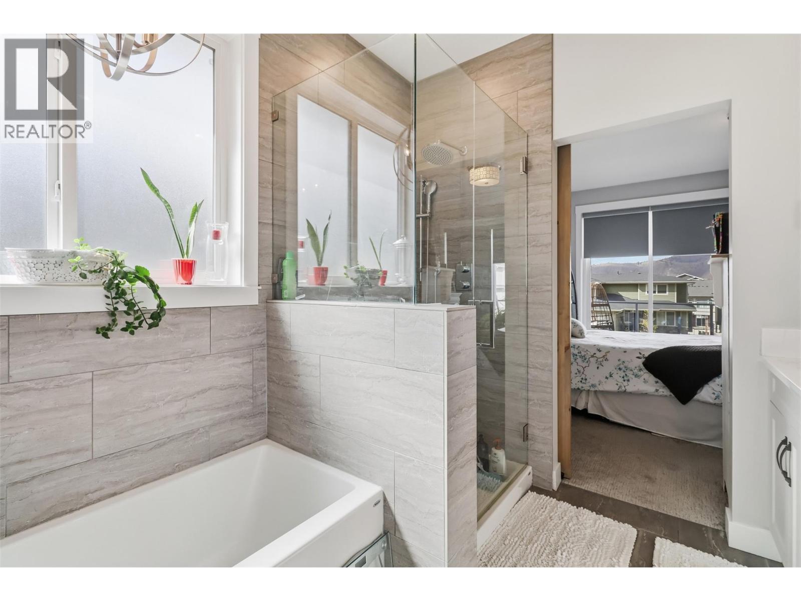 1580 Emerald Drive, Kamloops, British Columbia  V2E 0C1 - Photo 24 - 10382834