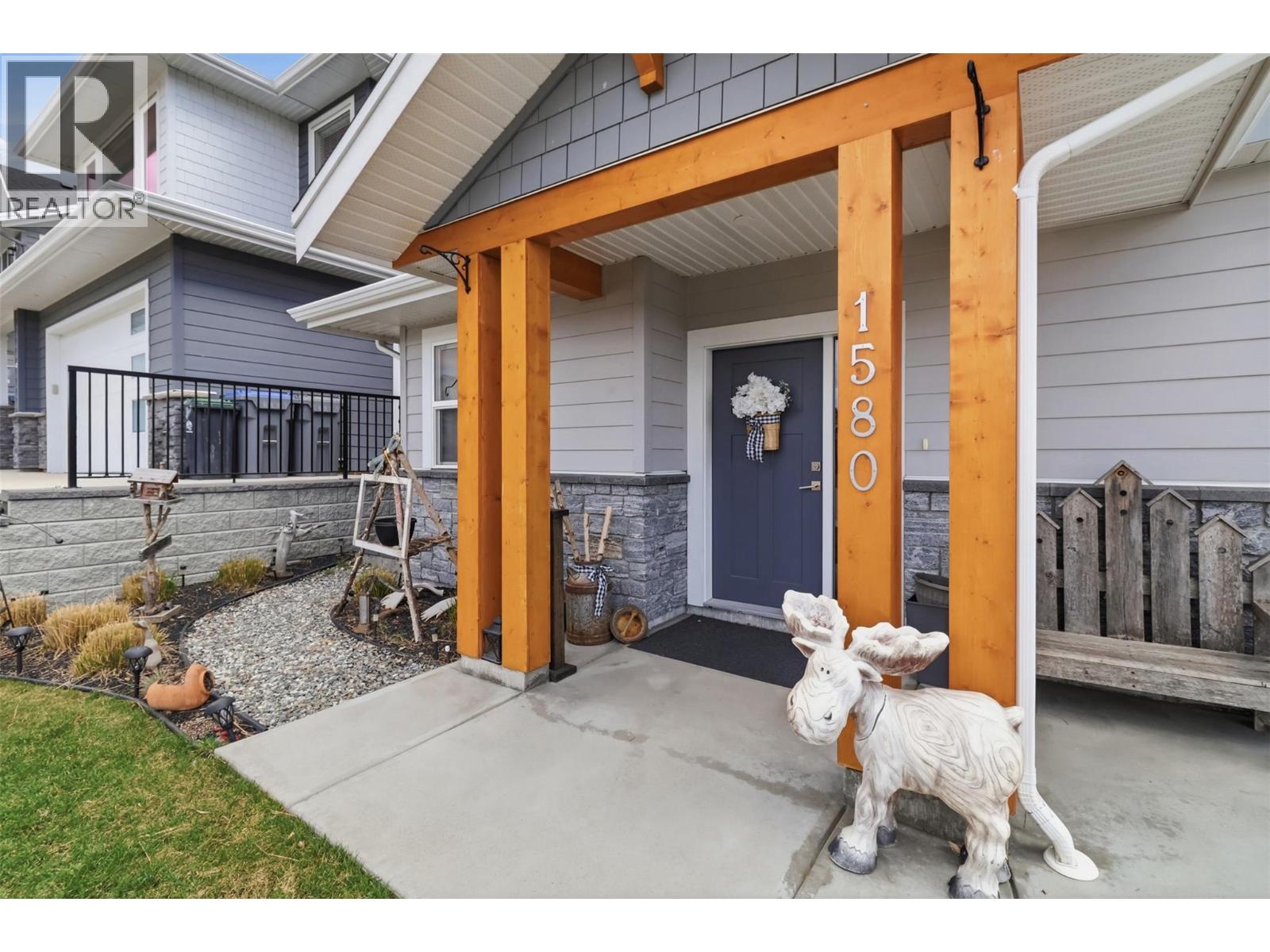 1580 Emerald Drive, Kamloops, British Columbia  V2E 0C1 - Photo 3 - 10382834