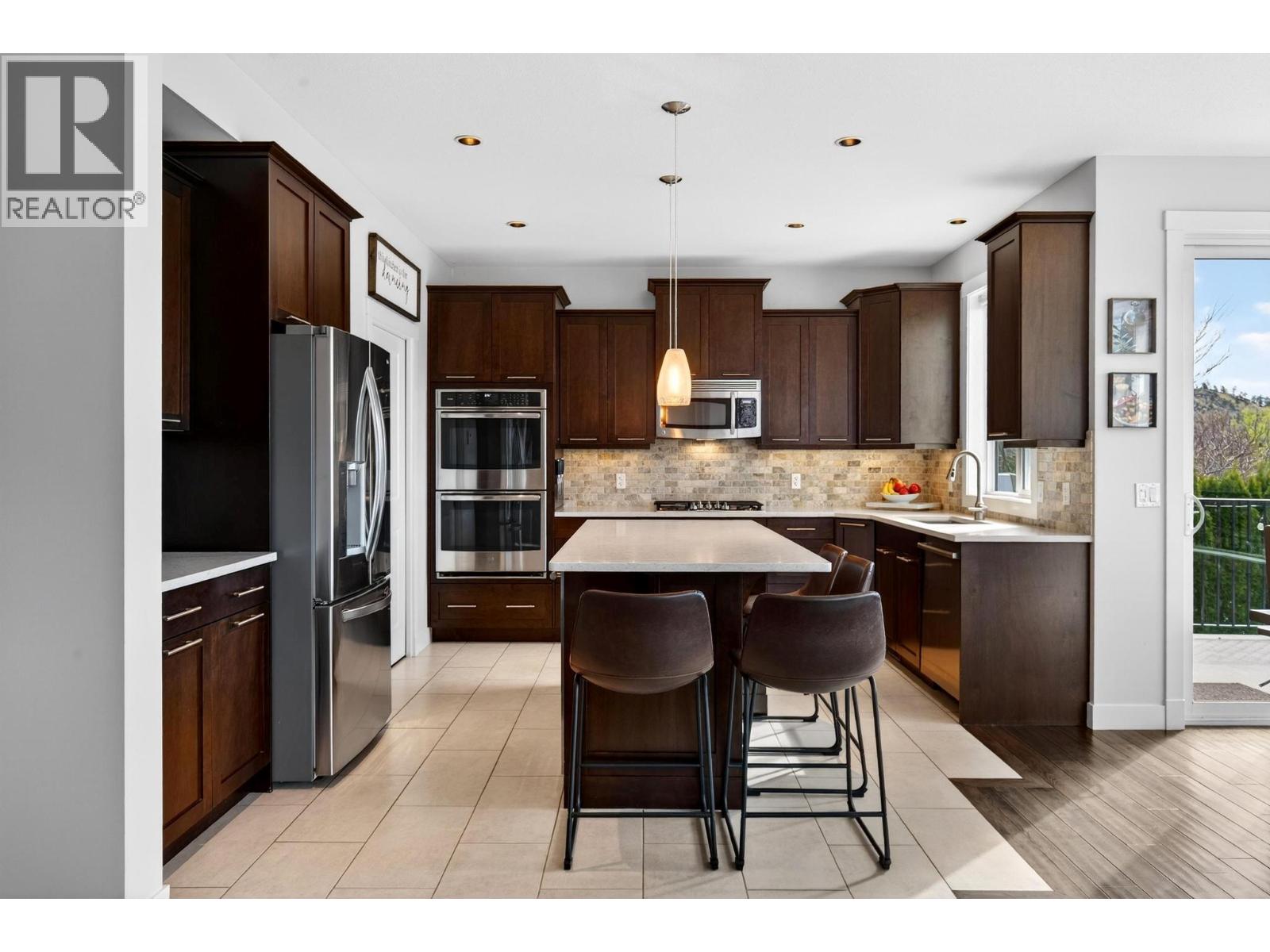 1894 Hidden Lake Place, Kelowna, British Columbia  V1V 2W8 - Photo 11 - 10382703