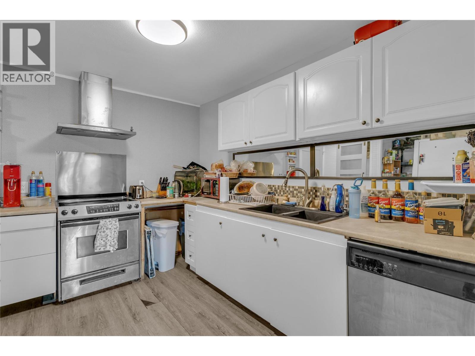 126 Bassett Street, Penticton, British Columbia  V2A 5W2 - Photo 11 - 10382288