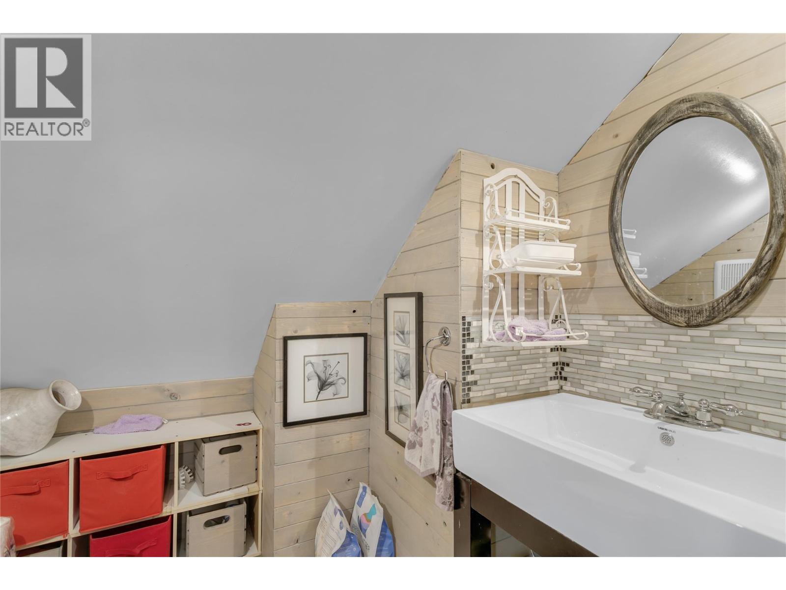 126 Bassett Street, Penticton, British Columbia  V2A 5W2 - Photo 21 - 10382288