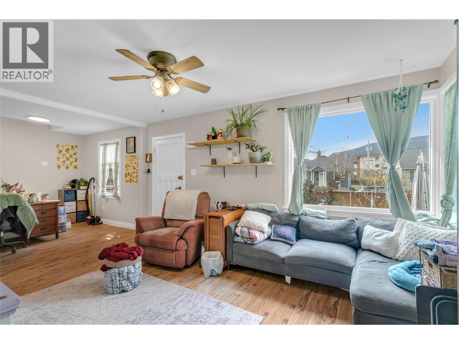 126 Bassett Street, Penticton, British Columbia  V2A 5W2 - Photo 6 - 10382288