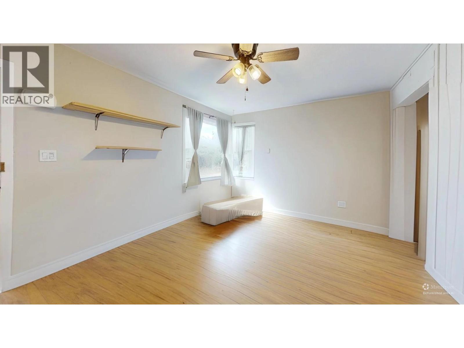 126 Bassett Street, Penticton, British Columbia  V2A 5W2 - Photo 7 - 10382288