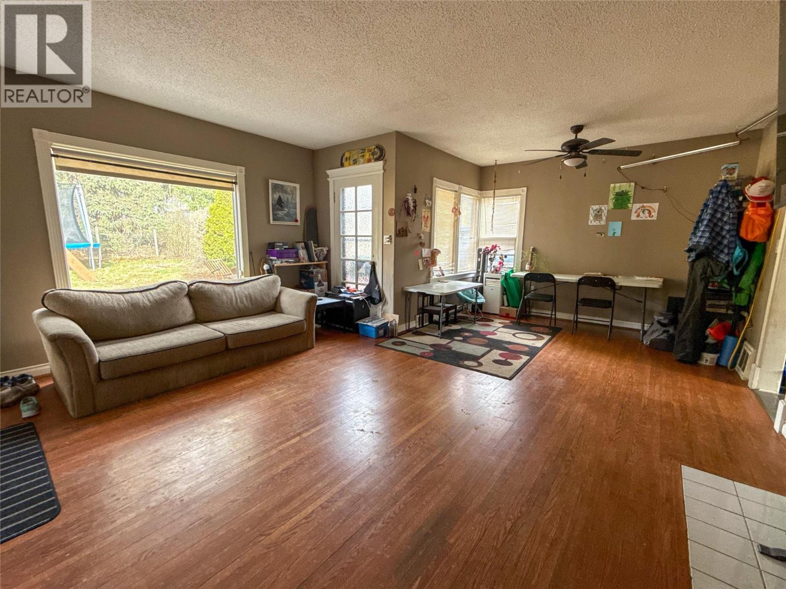 2533 Columbia Avenue, Castlegar, British Columbia  V1N 2X4 - Photo 24 - 10382159