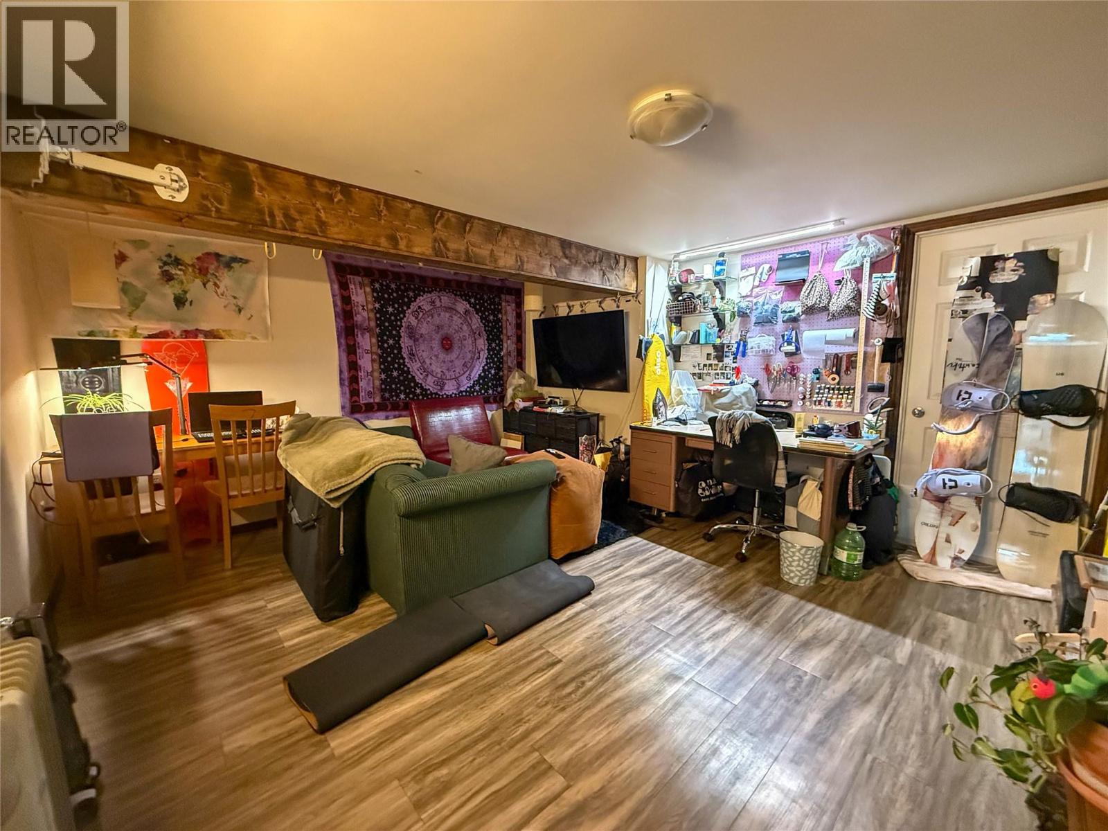 2533 Columbia Avenue, Castlegar, British Columbia  V1N 2X4 - Photo 56 - 10382159