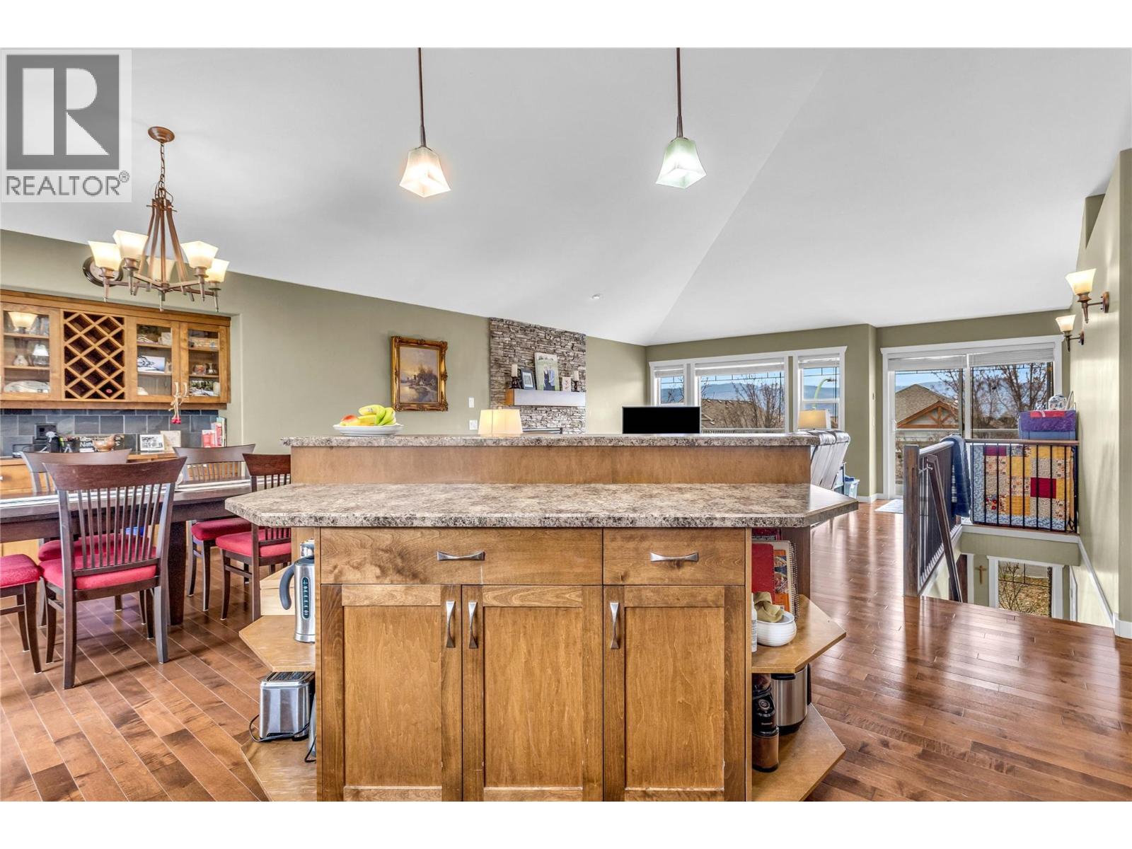 607 Lefevere Avenue, Kelowna, British Columbia  V1W 5G7 - Photo 15 - 10382779