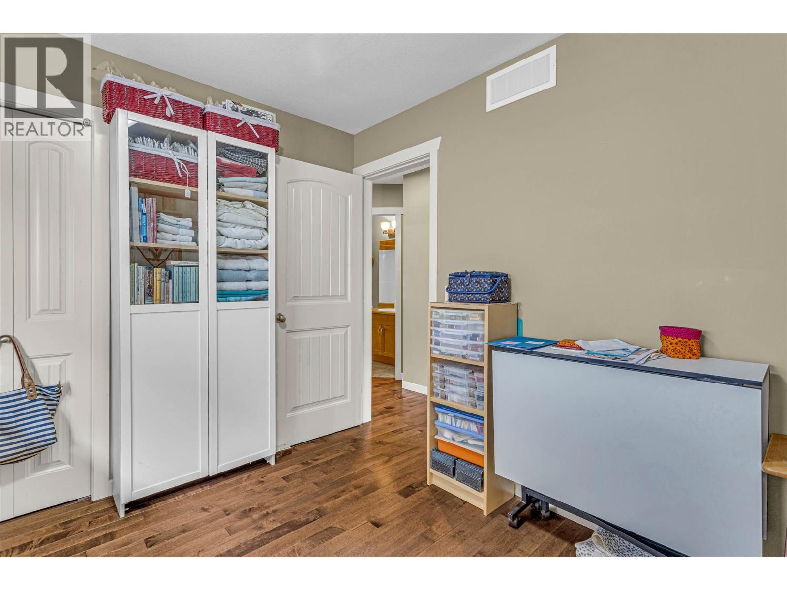 607 Lefevere Avenue, Kelowna, British Columbia  V1W 5G7 - Photo 27 - 10382779