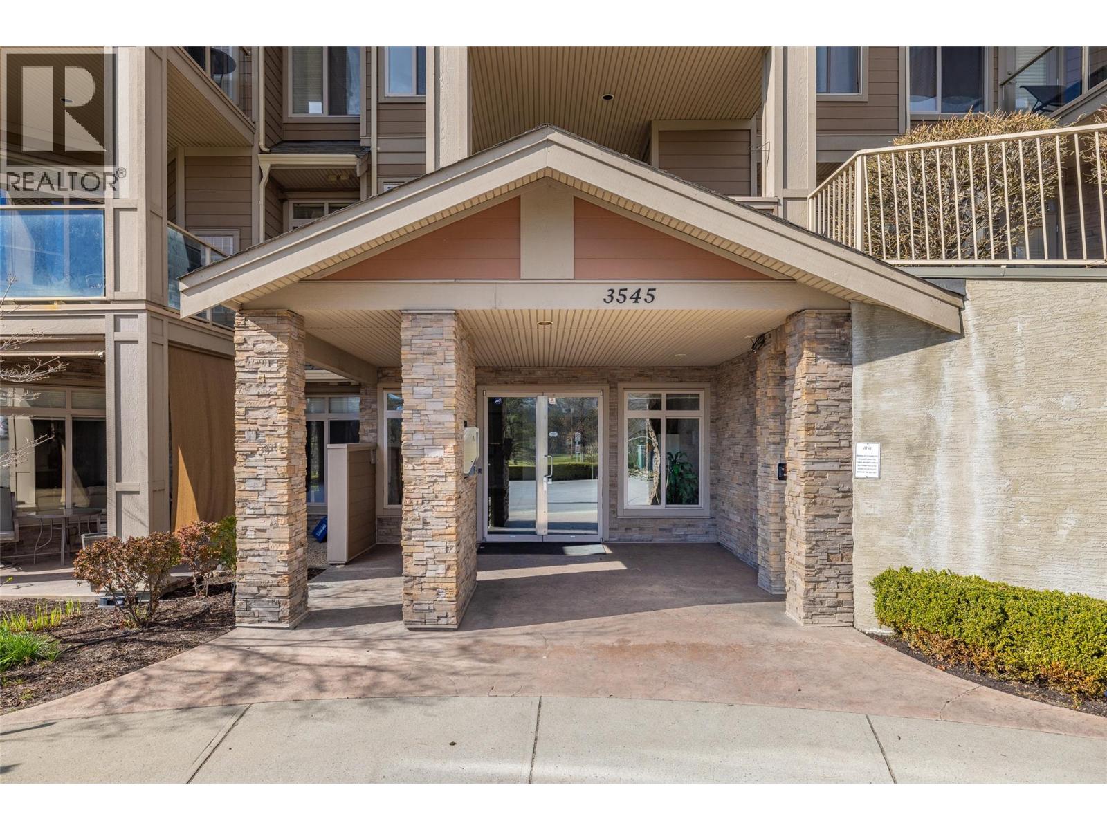 3545 Carrington Road Unit# 102, West Kelowna, British Columbia  V4T 3A9 - Photo 2 - 10382667