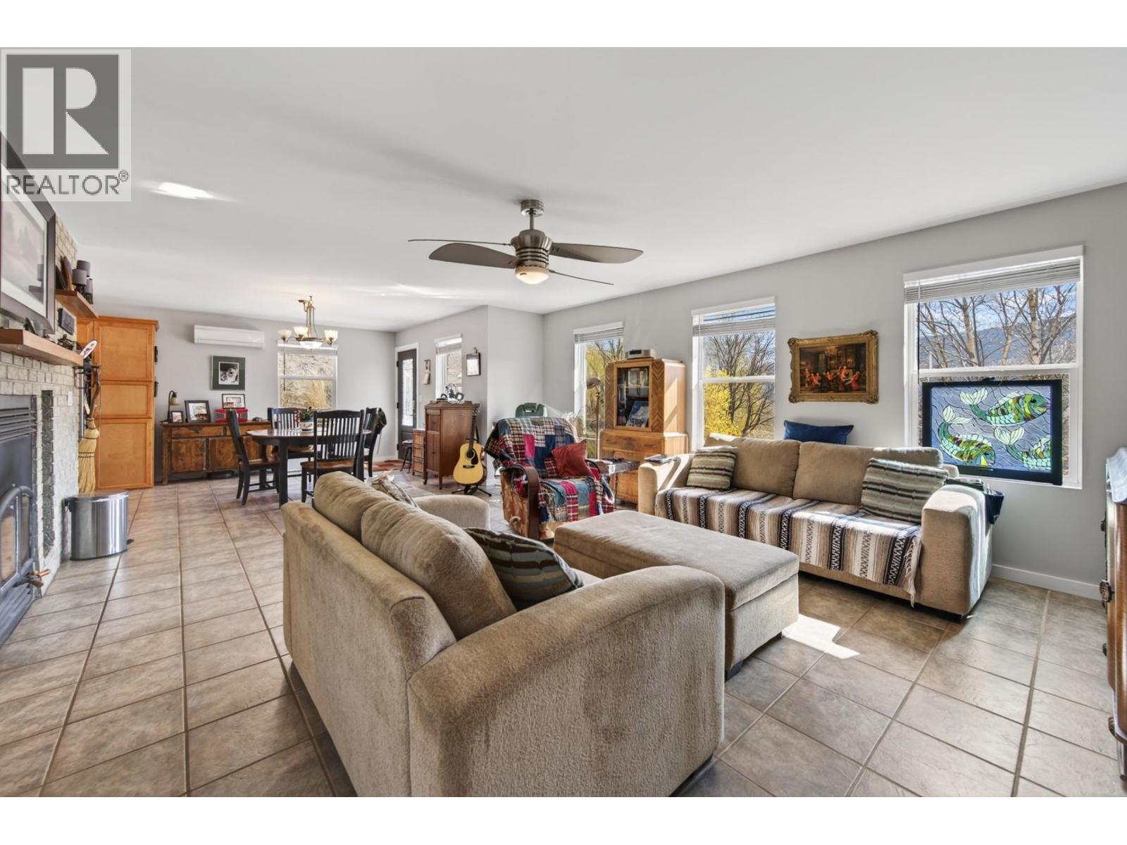 3876 Hills Frontage Road, Cache Creek, British Columbia  V0K 1H1 - Photo 11 - 10382748