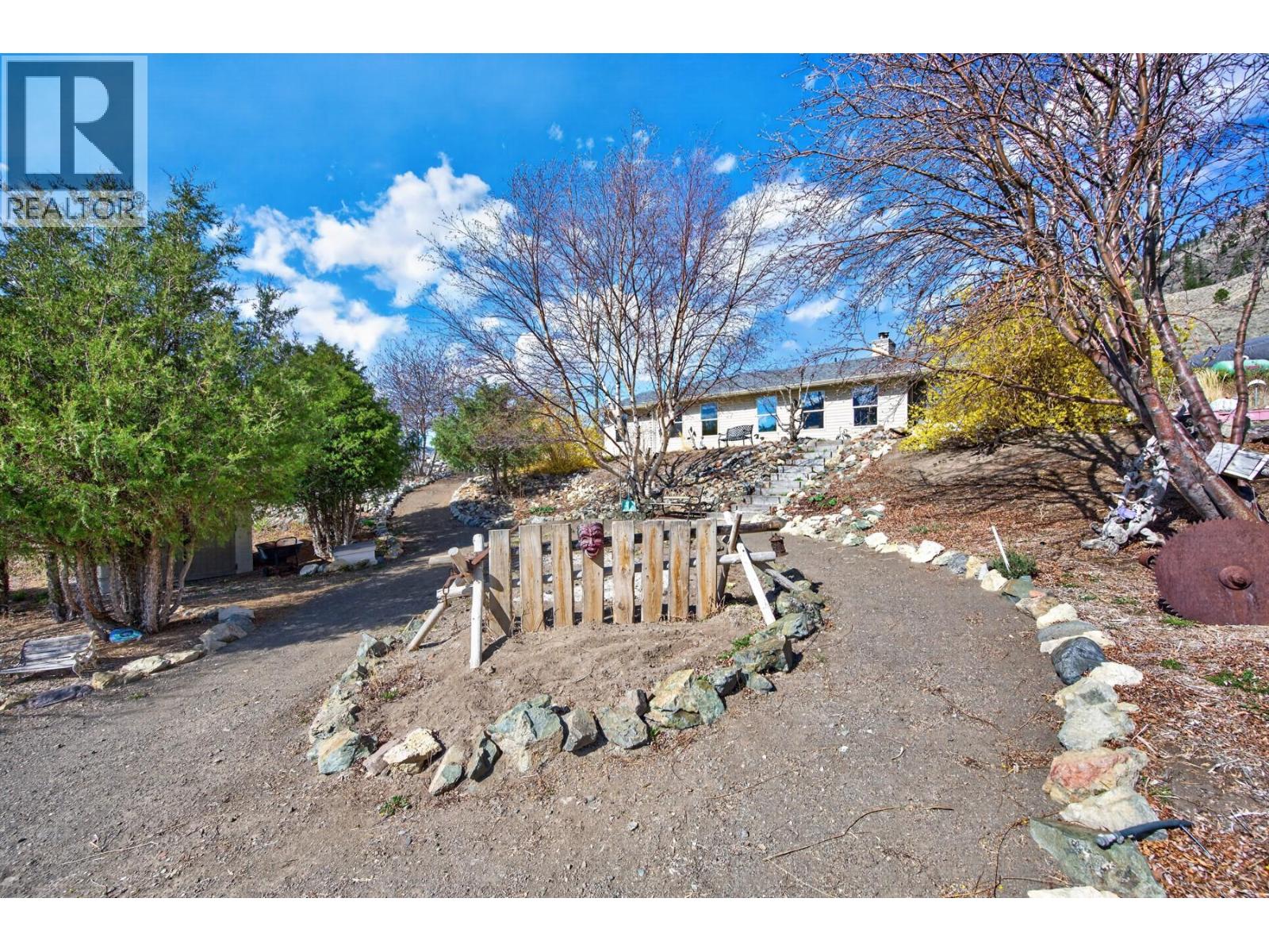 3876 Hills Frontage Road, Cache Creek, British Columbia  V0K 1H1 - Photo 36 - 10382748