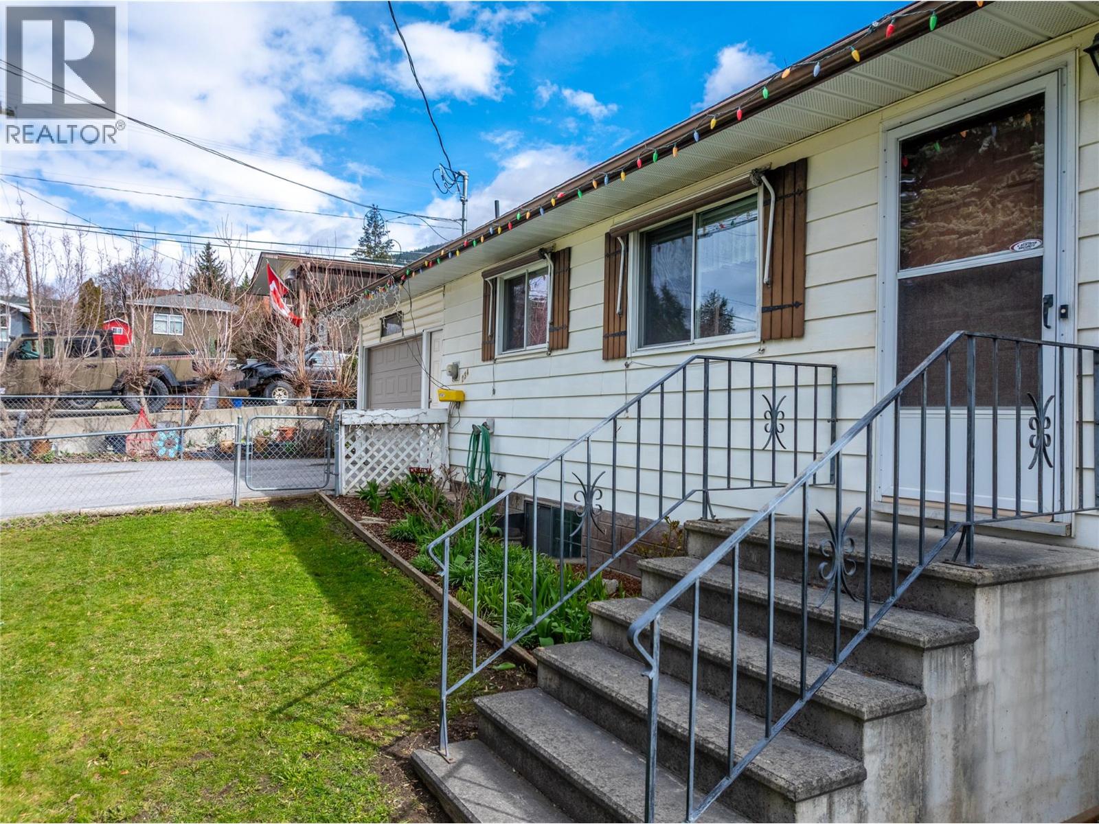 234 12th Avenue N, Creston, British Columbia  V0B 1G0 - Photo 4 - 10382750