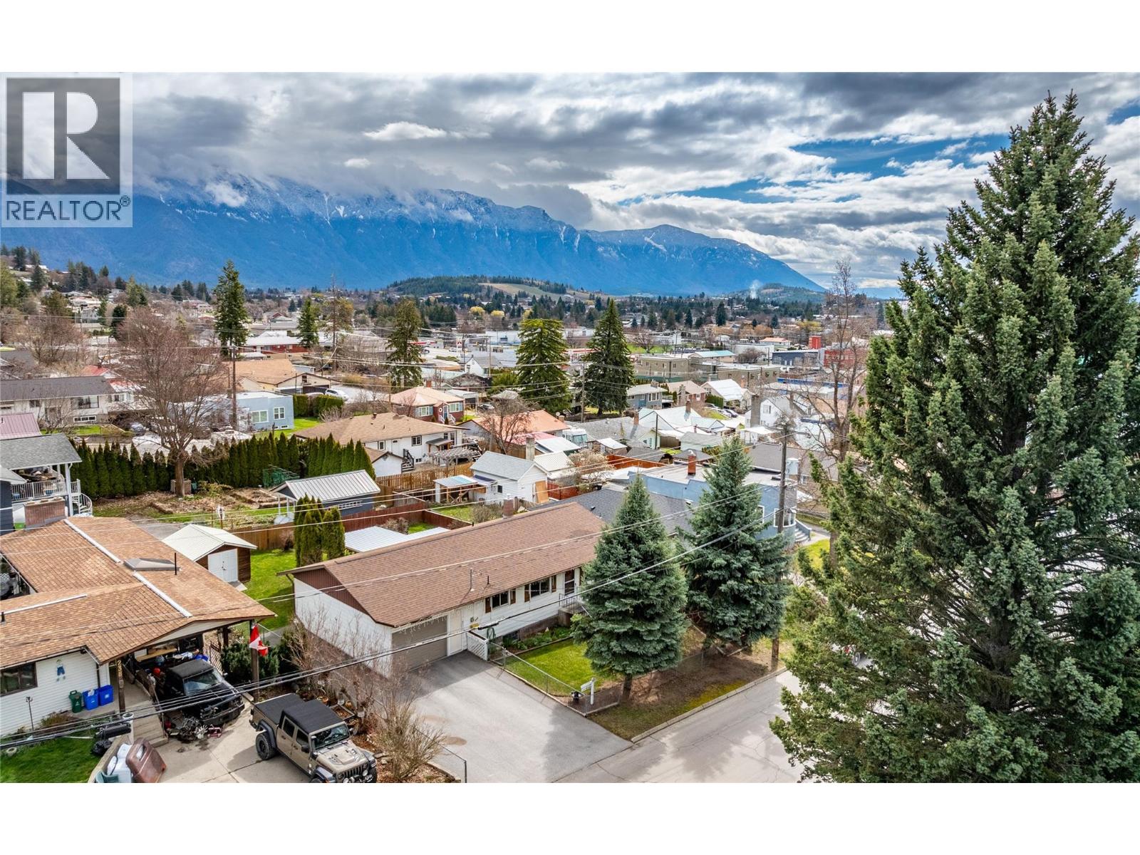 234 12th Avenue N, Creston, British Columbia  V0B 1G0 - Photo 8 - 10382750