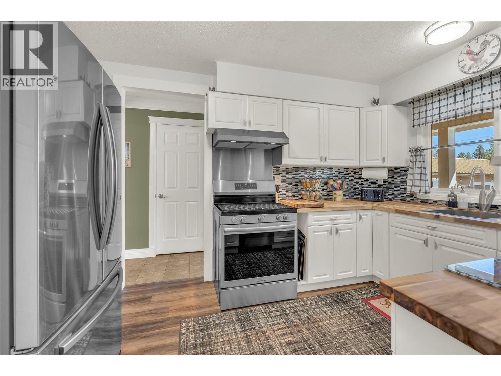 402 Billiter Avenue, Princeton, British Columbia  V0X 1W0 - Photo 10 - 10382344