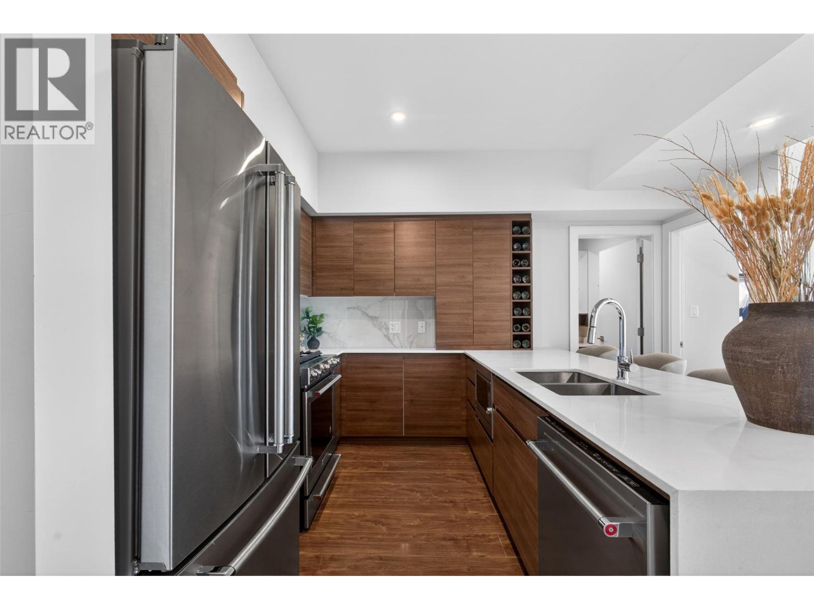 1925 Enterprise Way Unit# 505, Kelowna, British Columbia  V1Y 0J8 - Photo 5 - 10381058