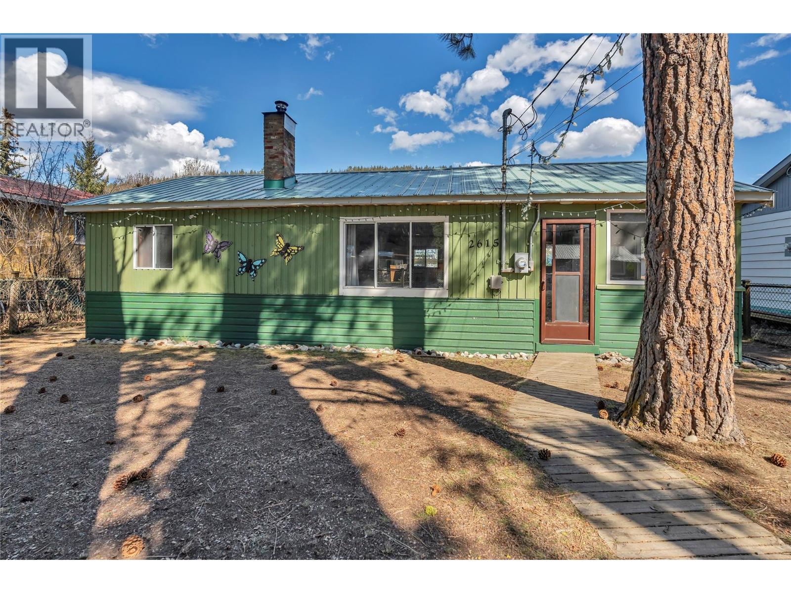 2615 Nicola Avenue, Coalmont-Tulameen, British Columbia  V0X 1W0 - Photo 1 - 10382688