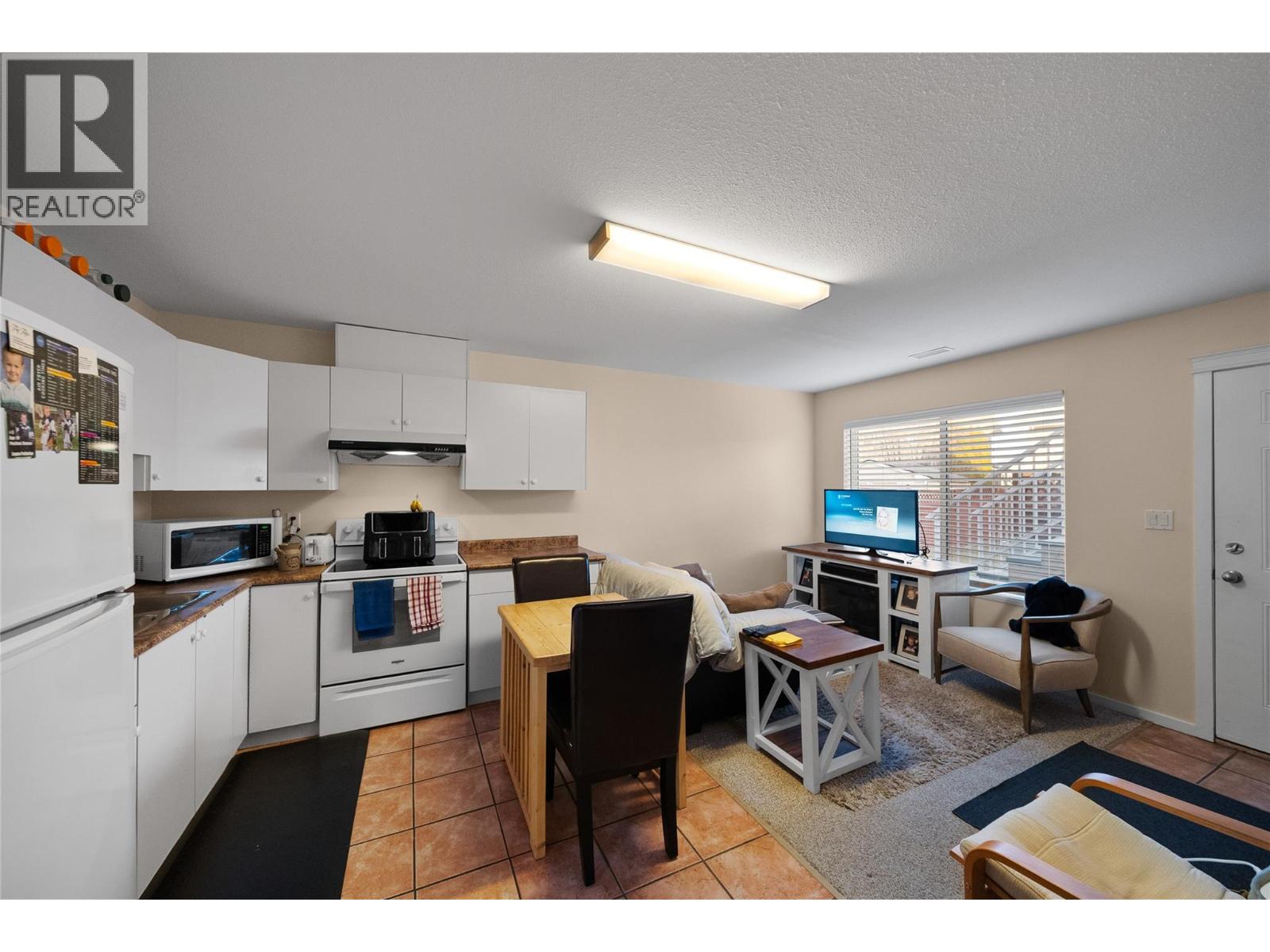 815 Nicolani Drive, Kamloops, British Columbia  V2B 8C6 - Photo 29 - 10382383