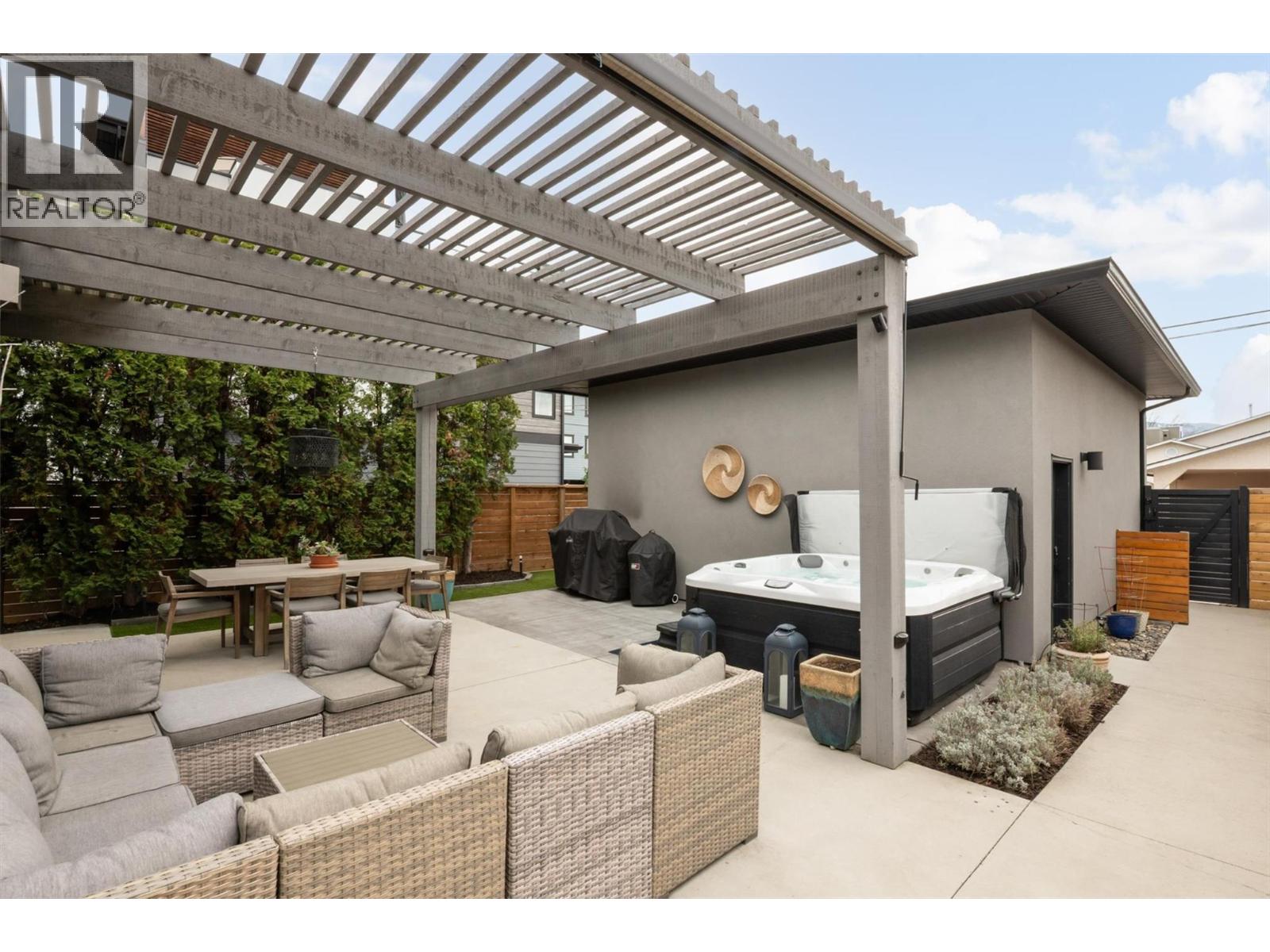 553 Patterson Avenue, Kelowna, British Columbia  V1Y 5C7 - Photo 16 - 10382351