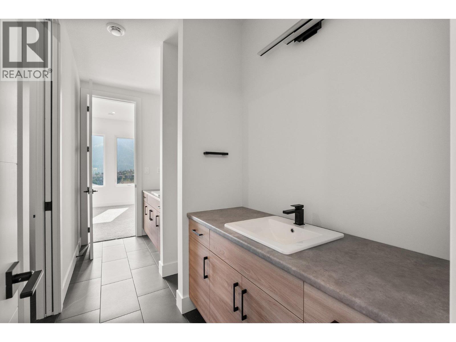 901 Melrose Street, Kelowna, British Columbia  V1P 0A8 - Photo 75 - 10382341