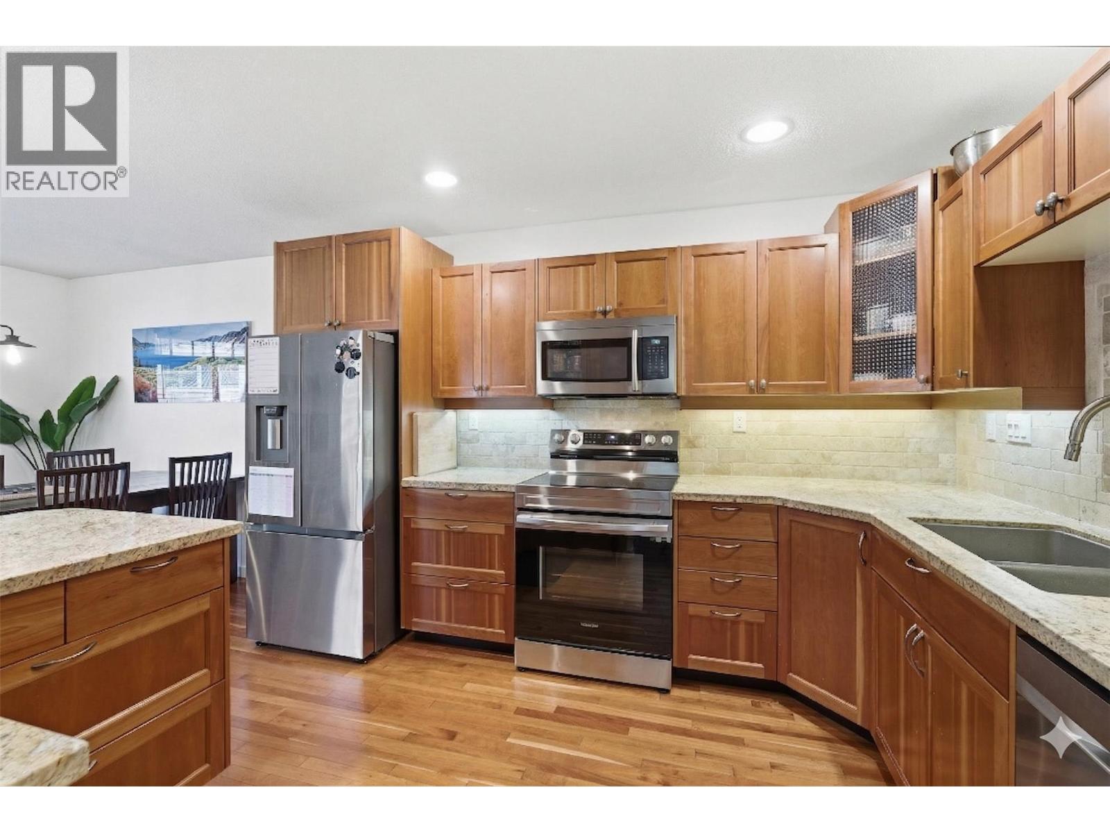 610 Gleneagles Drive, Kamloops, British Columbia  V2E 1Z1 - Photo 17 - 10382621