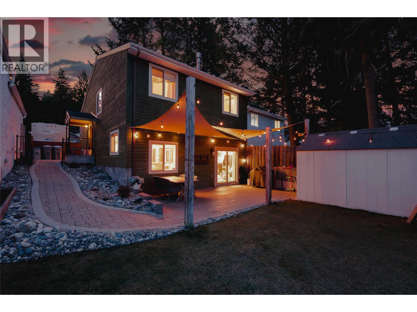 610 Gleneagles Drive, Kamloops, British Columbia  V2E 1Z1 - Photo 2 - 10382621