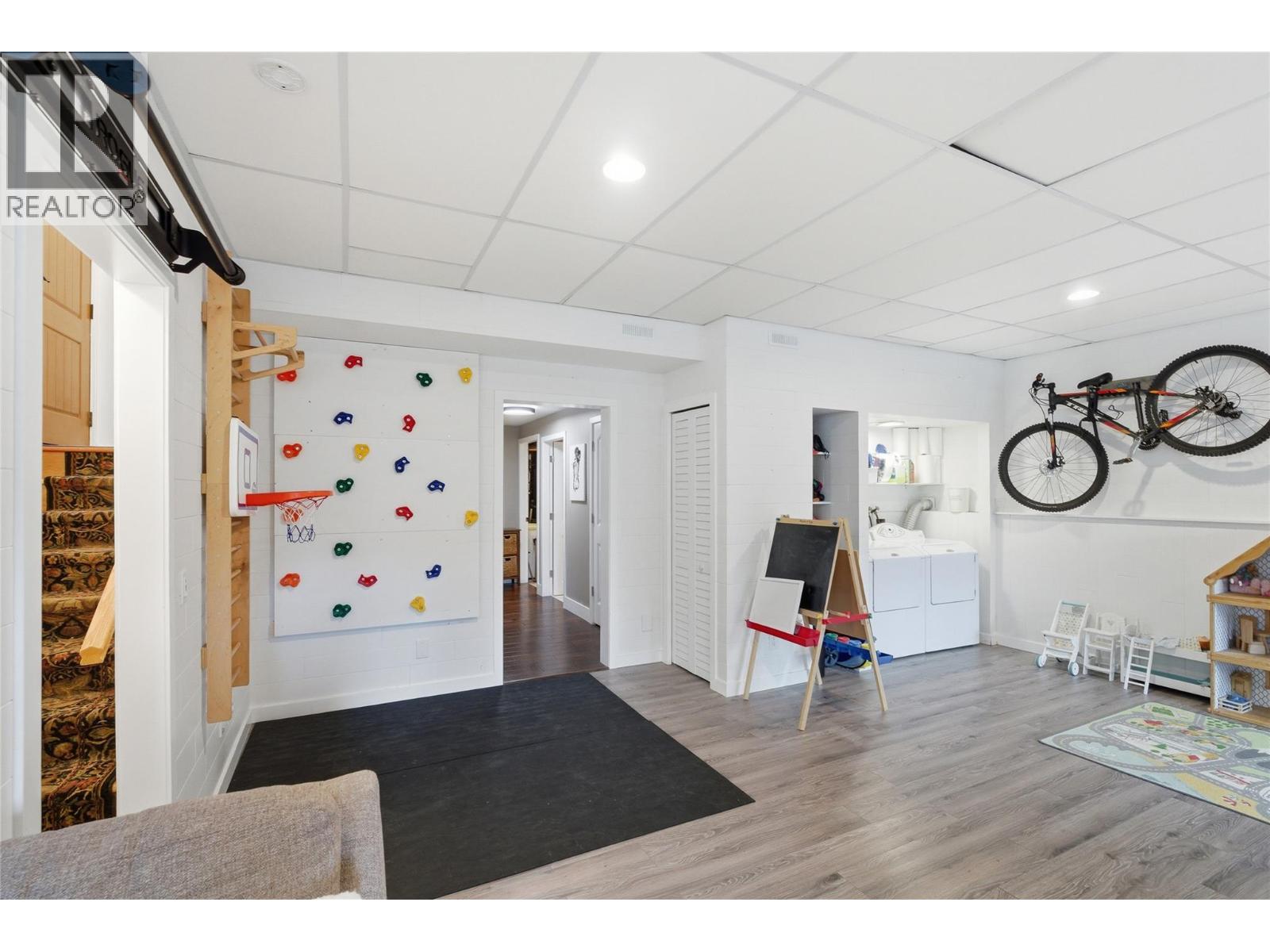 610 Gleneagles Drive, Kamloops, British Columbia  V2E 1Z1 - Photo 37 - 10382621