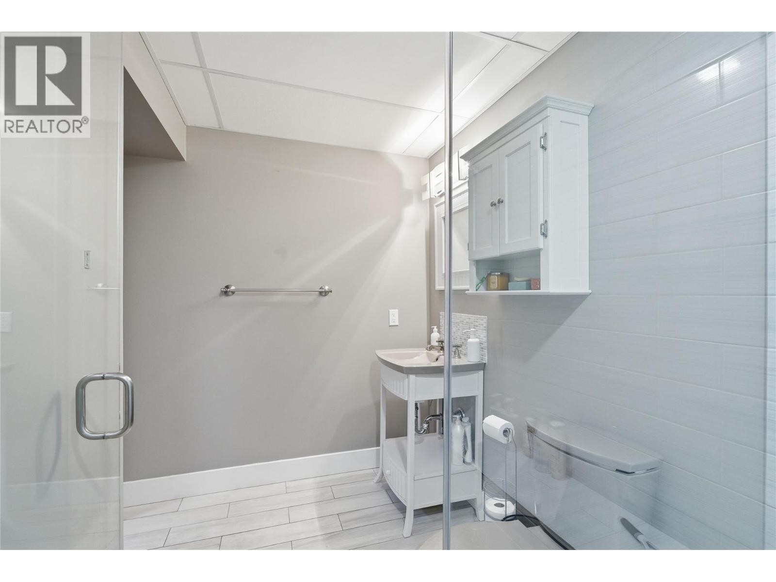 610 Gleneagles Drive, Kamloops, British Columbia  V2E 1Z1 - Photo 45 - 10382621