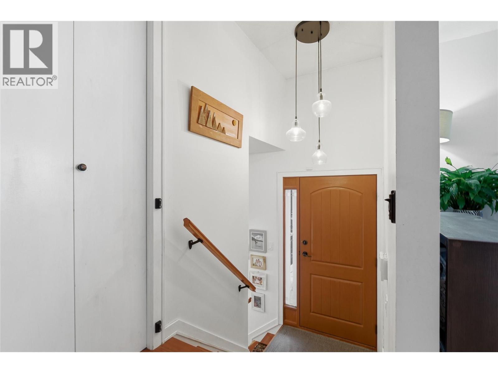 610 Gleneagles Drive, Kamloops, British Columbia  V2E 1Z1 - Photo 5 - 10382621