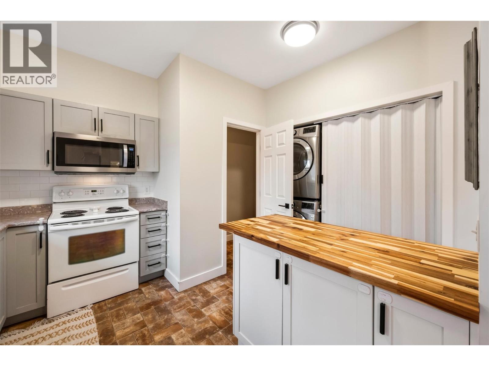 48 Galt Avenue Unit# 127, Penticton, British Columbia  V2A 9C3 - Photo 11 - 10379128