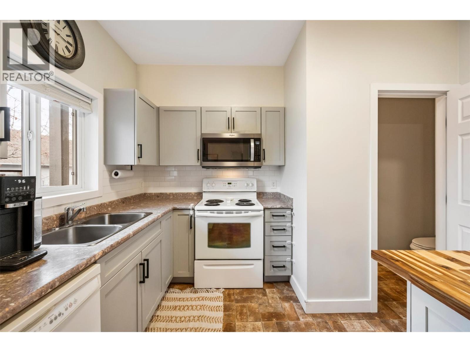 48 Galt Avenue Unit# 127, Penticton, British Columbia  V2A 9C3 - Photo 12 - 10379128