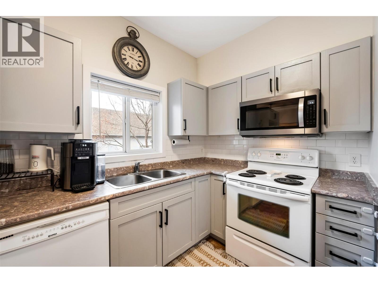 48 Galt Avenue Unit# 127, Penticton, British Columbia  V2A 9C3 - Photo 15 - 10379128