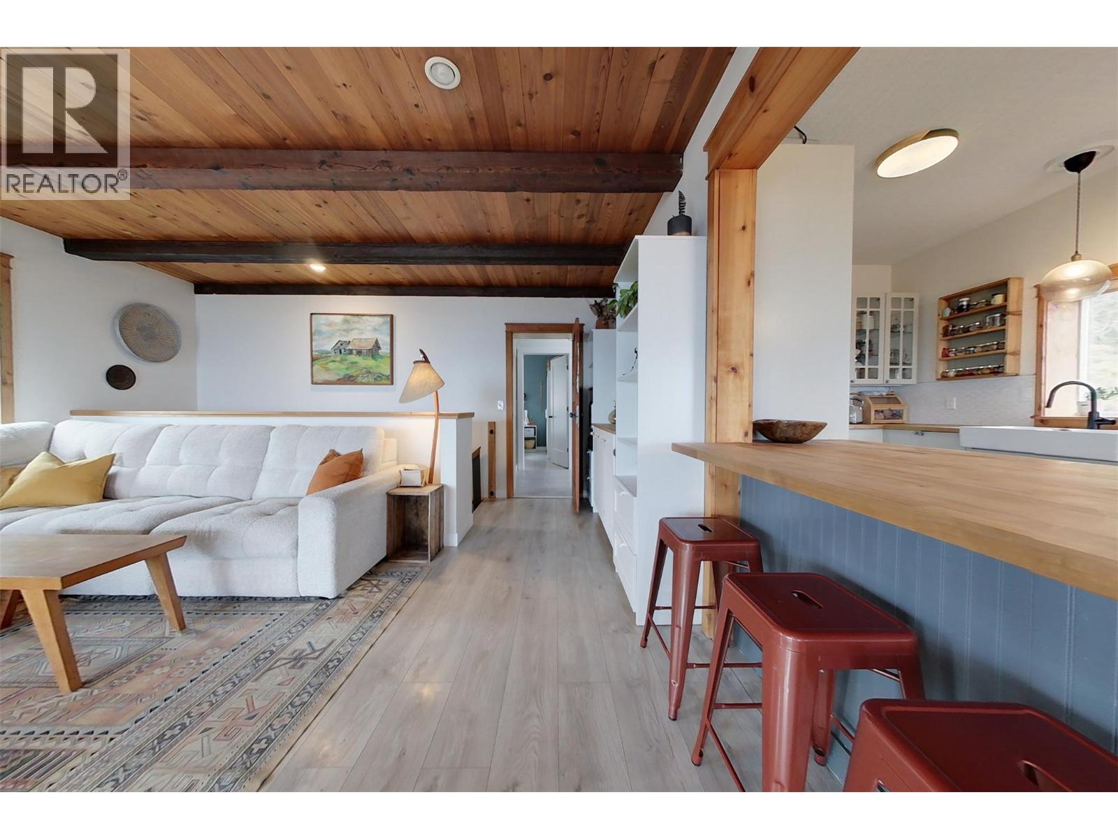 1017 Simmons Road, Creston, British Columbia  V0B 1G7 - Photo 10 - 10382910