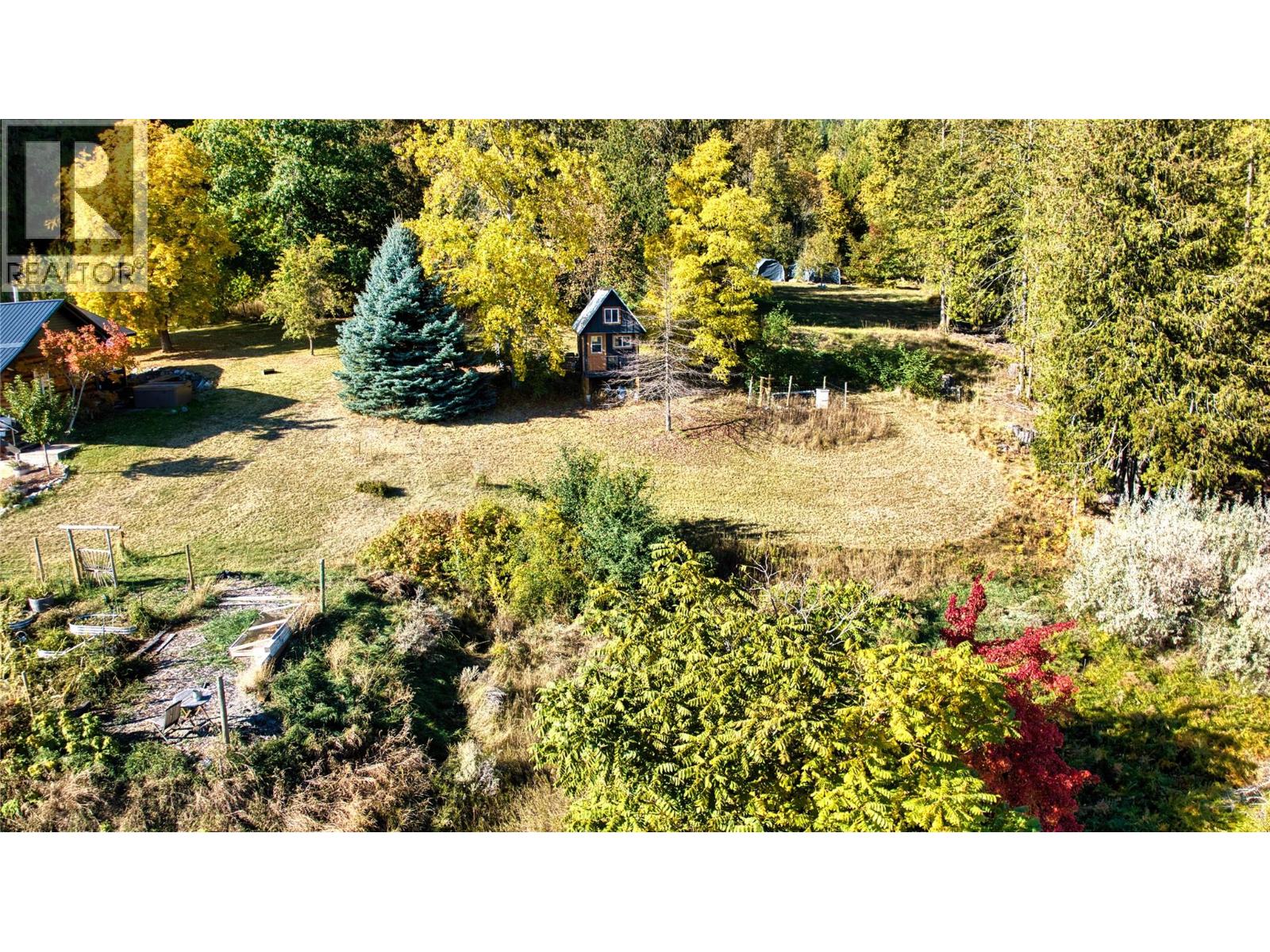 1017 Simmons Road, Creston, British Columbia  V0B 1G7 - Photo 32 - 10382910