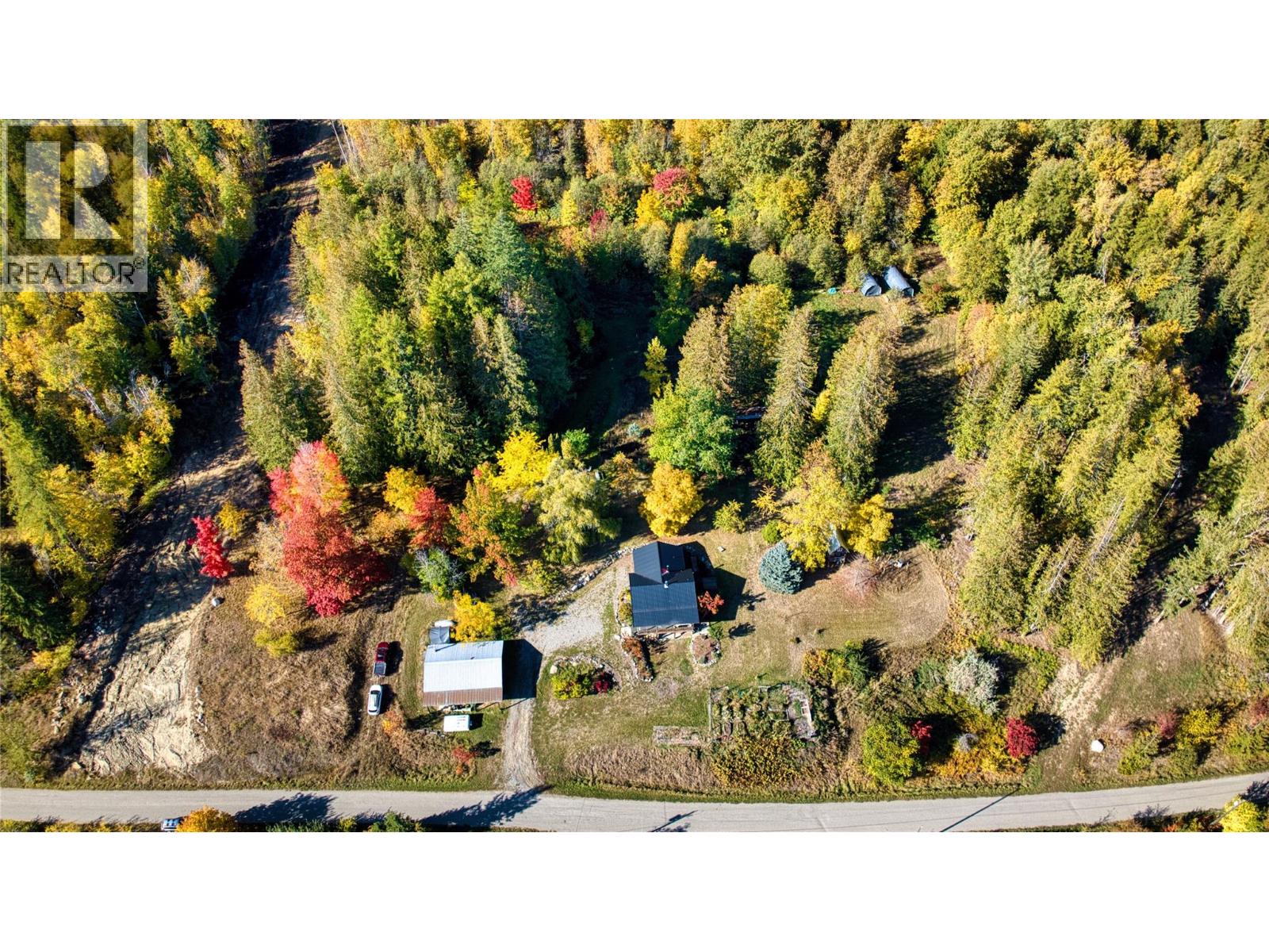 1017 Simmons Road, Creston, British Columbia  V0B 1G7 - Photo 34 - 10382910