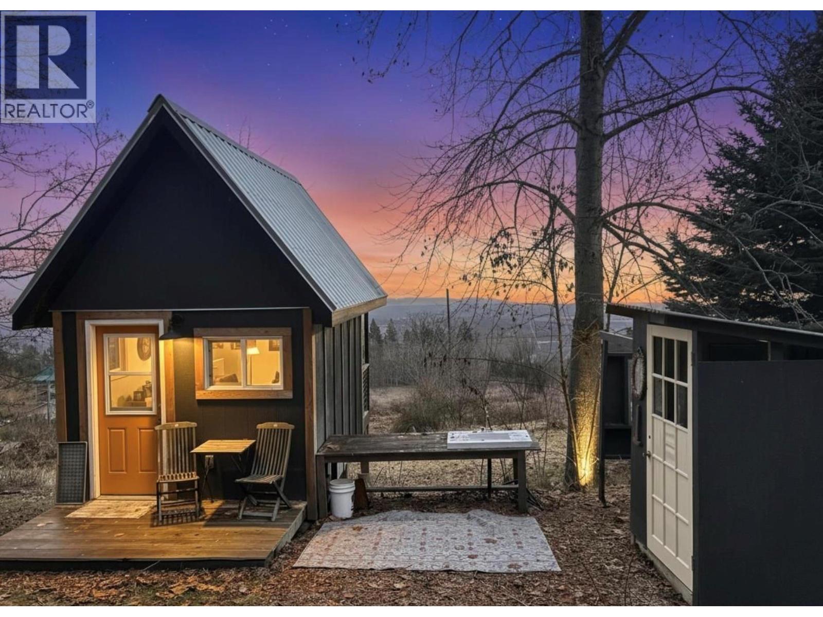 1017 Simmons Road, Creston, British Columbia  V0B 1G7 - Photo 36 - 10382910