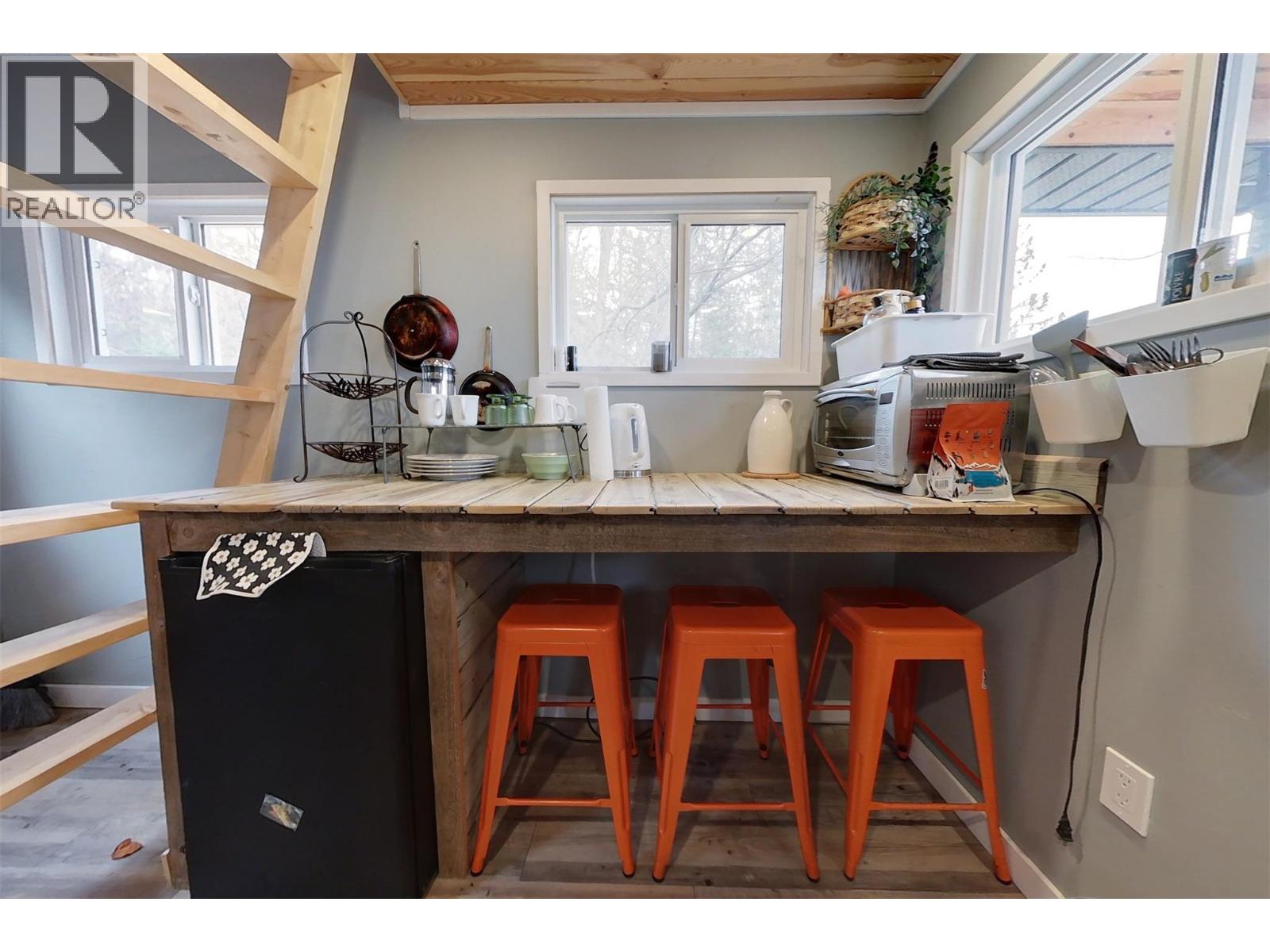 1017 Simmons Road, Creston, British Columbia  V0B 1G7 - Photo 38 - 10382910