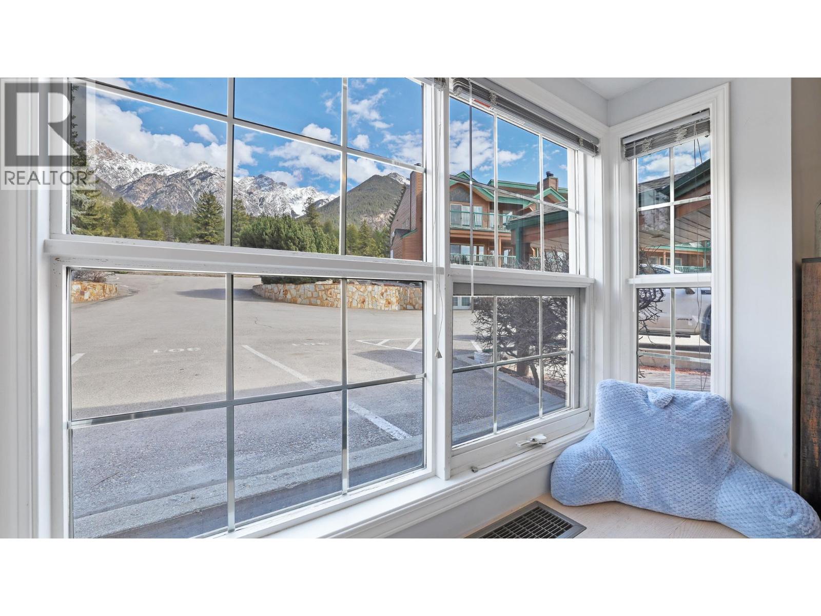 5155 Fairway Drive Unit# 301, Fairmont Hot Springs, British Columbia  V0B 1L0 - Photo 18 - 10382422