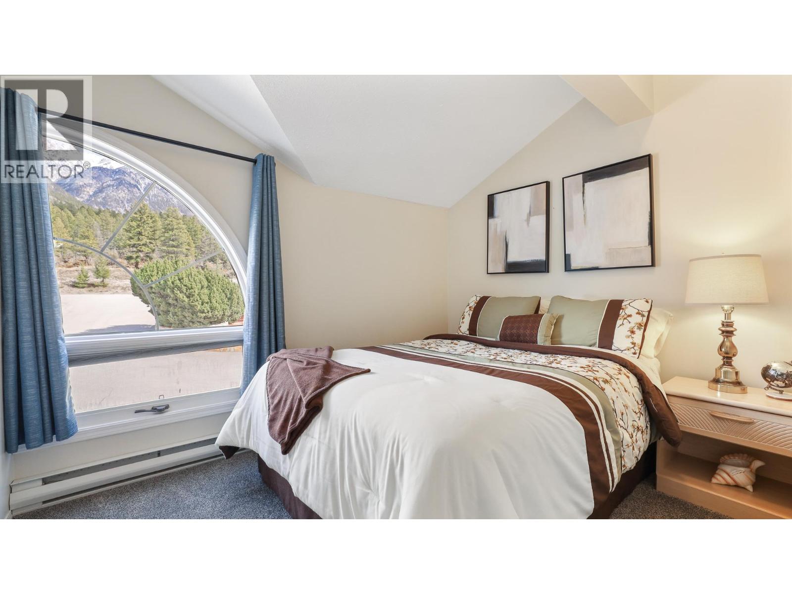 5155 Fairway Drive Unit# 301, Fairmont Hot Springs, British Columbia  V0B 1L0 - Photo 21 - 10382422