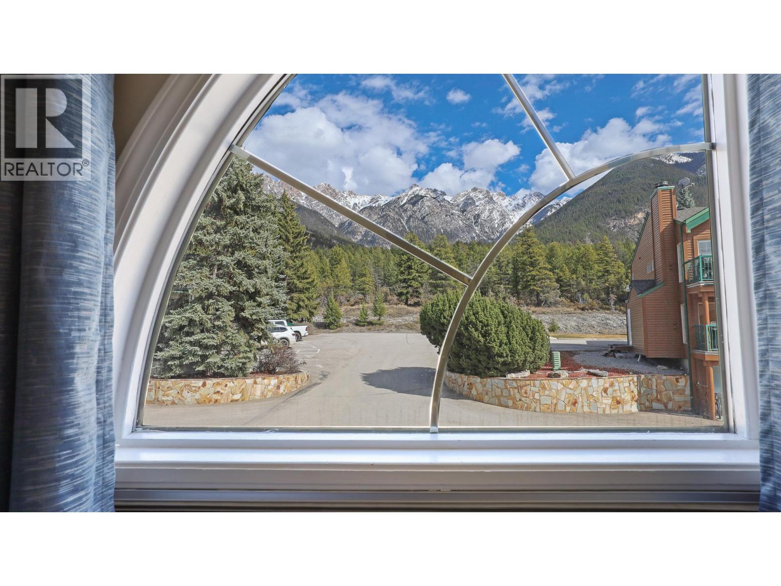 5155 Fairway Drive Unit# 301, Fairmont Hot Springs, British Columbia  V0B 1L0 - Photo 25 - 10382422