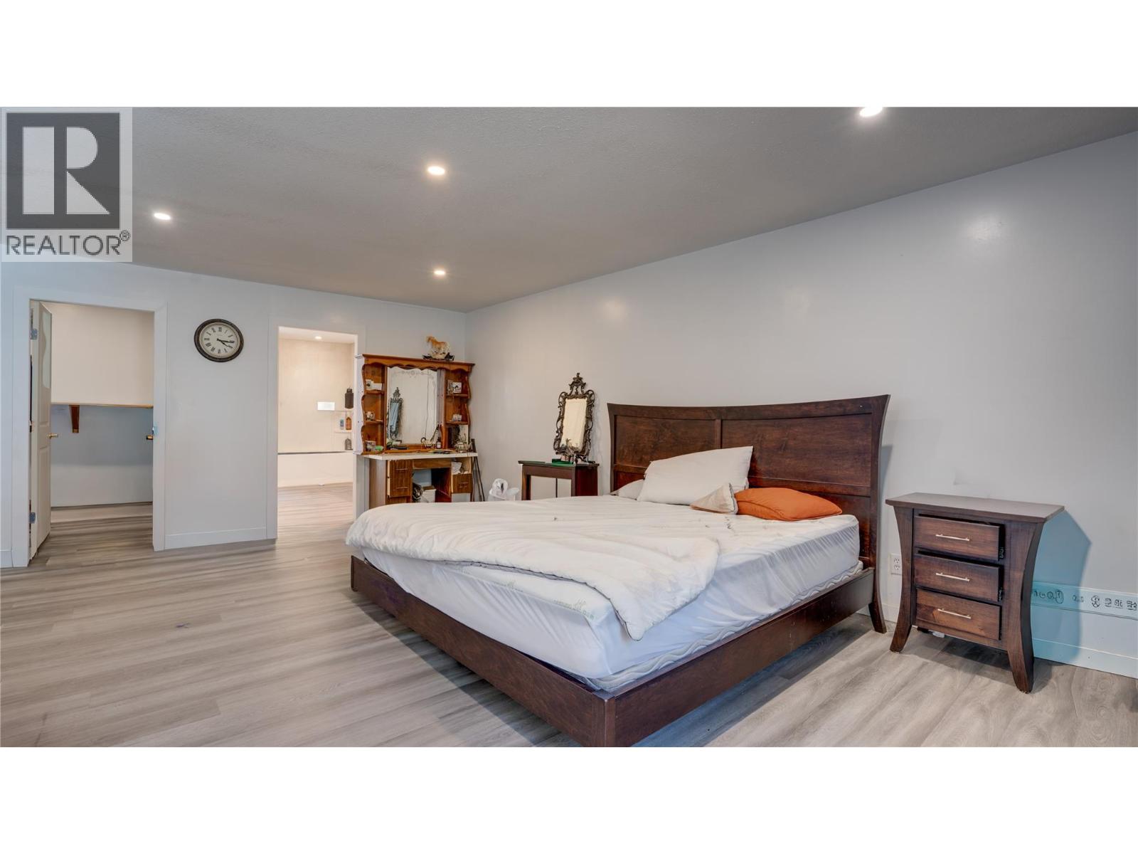 3854 Trinity Valley Road, Enderby, British Columbia  V0E 1V5 - Photo 11 - 10382753