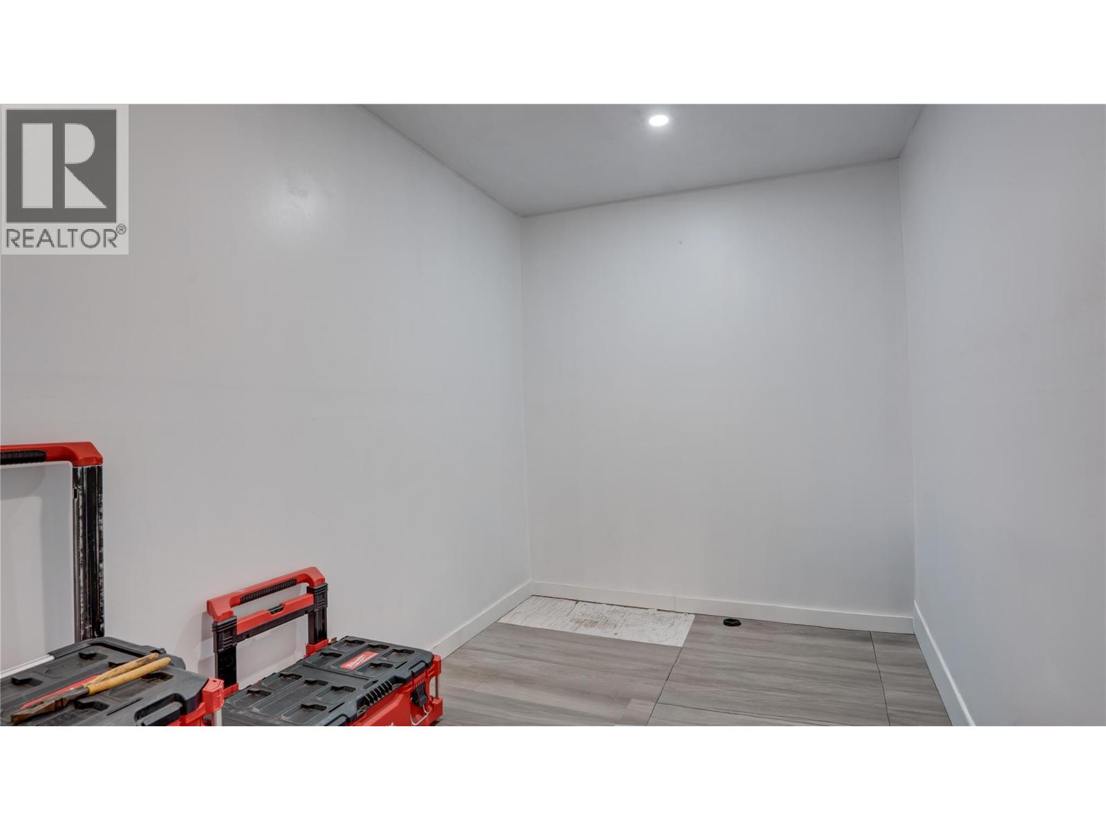 3854 Trinity Valley Road, Enderby, British Columbia  V0E 1V5 - Photo 6 - 10382753