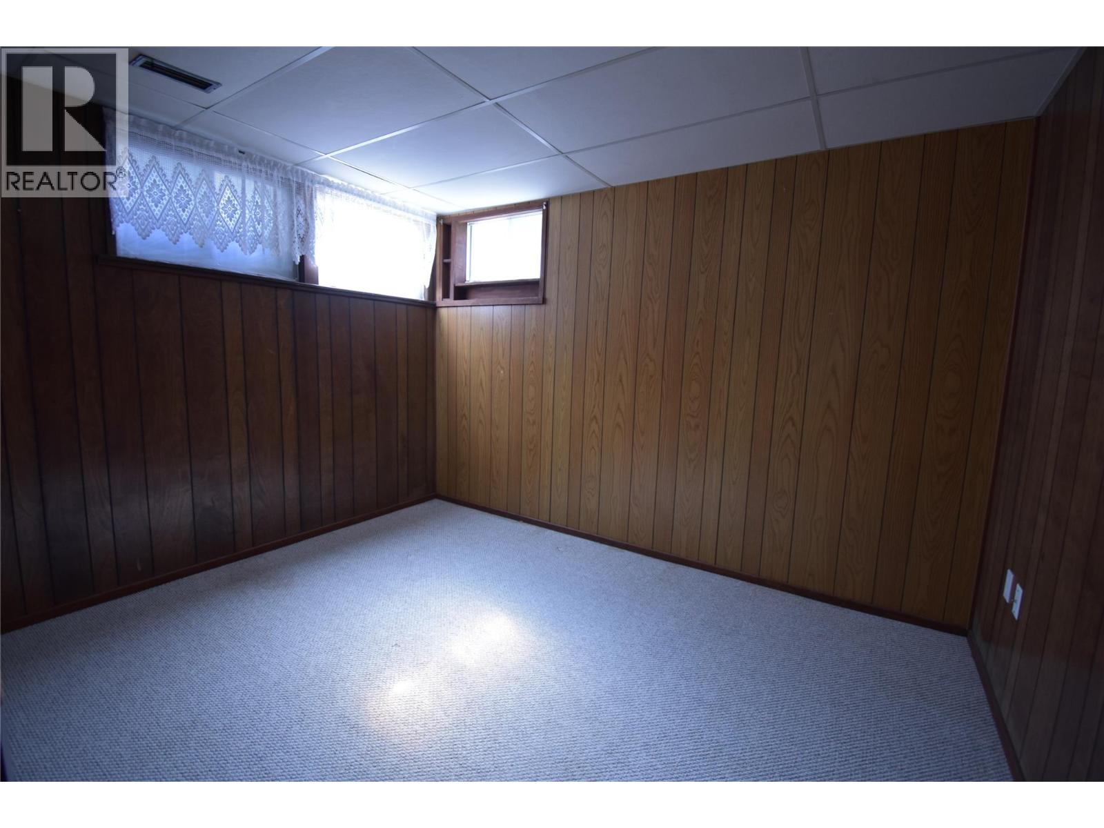 3605 9th Avenue, Castlegar, British Columbia  V1N 2Z6 - Photo 14 - 10382568