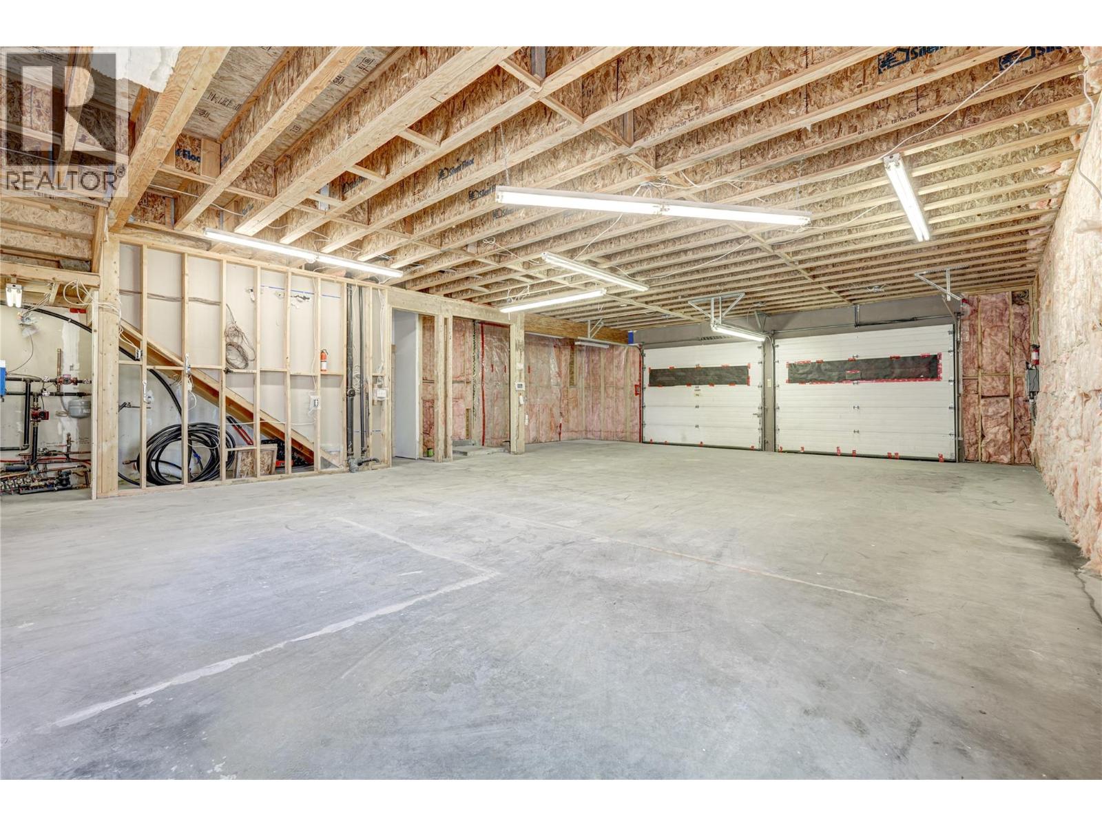 2063 Carmi Road, Penticton, British Columbia  V2A 8V5 - Photo 38 - 10382930