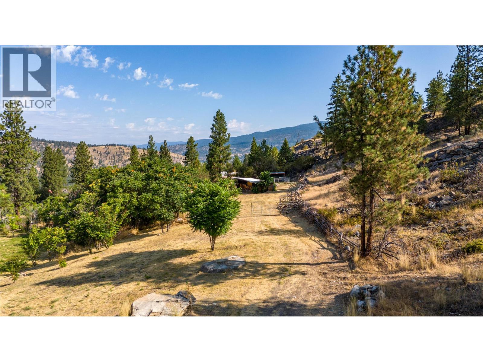2063 Carmi Road, Penticton, British Columbia  V2A 8V5 - Photo 6 - 10382930