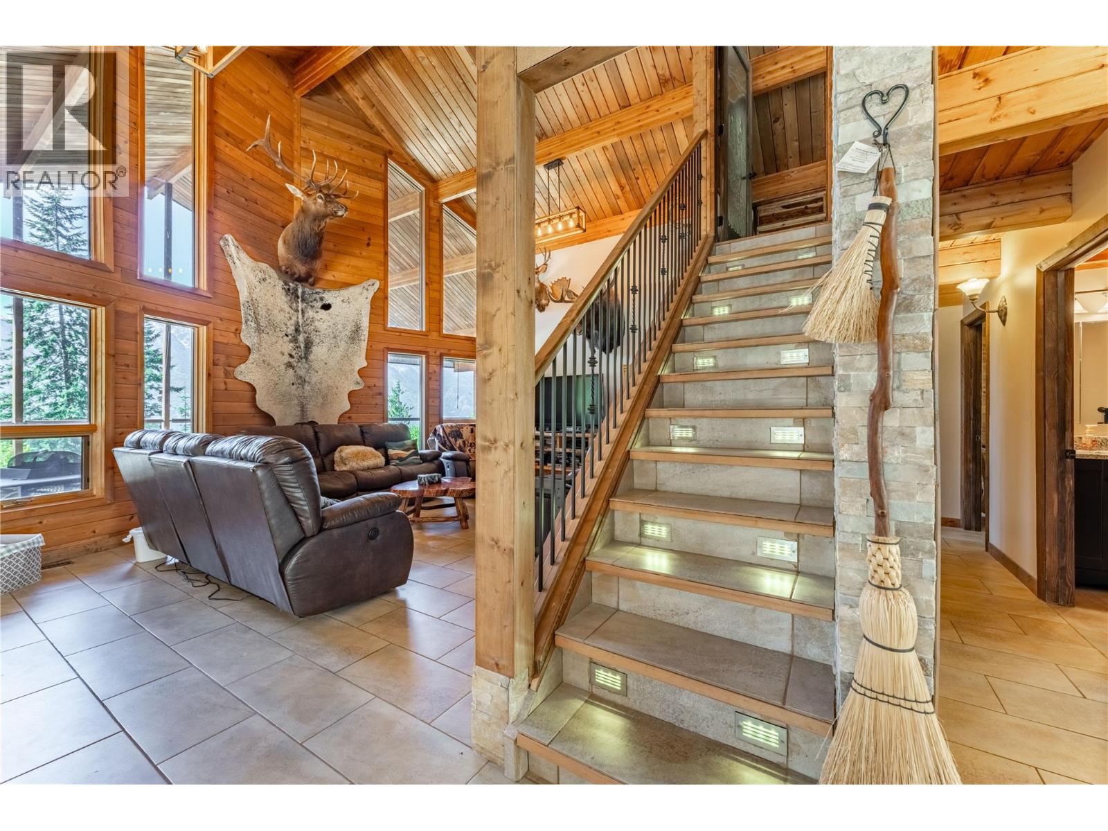 12437 Boswell Road, Boswell, British Columbia  V0B 1A0 - Photo 21 - 10381562