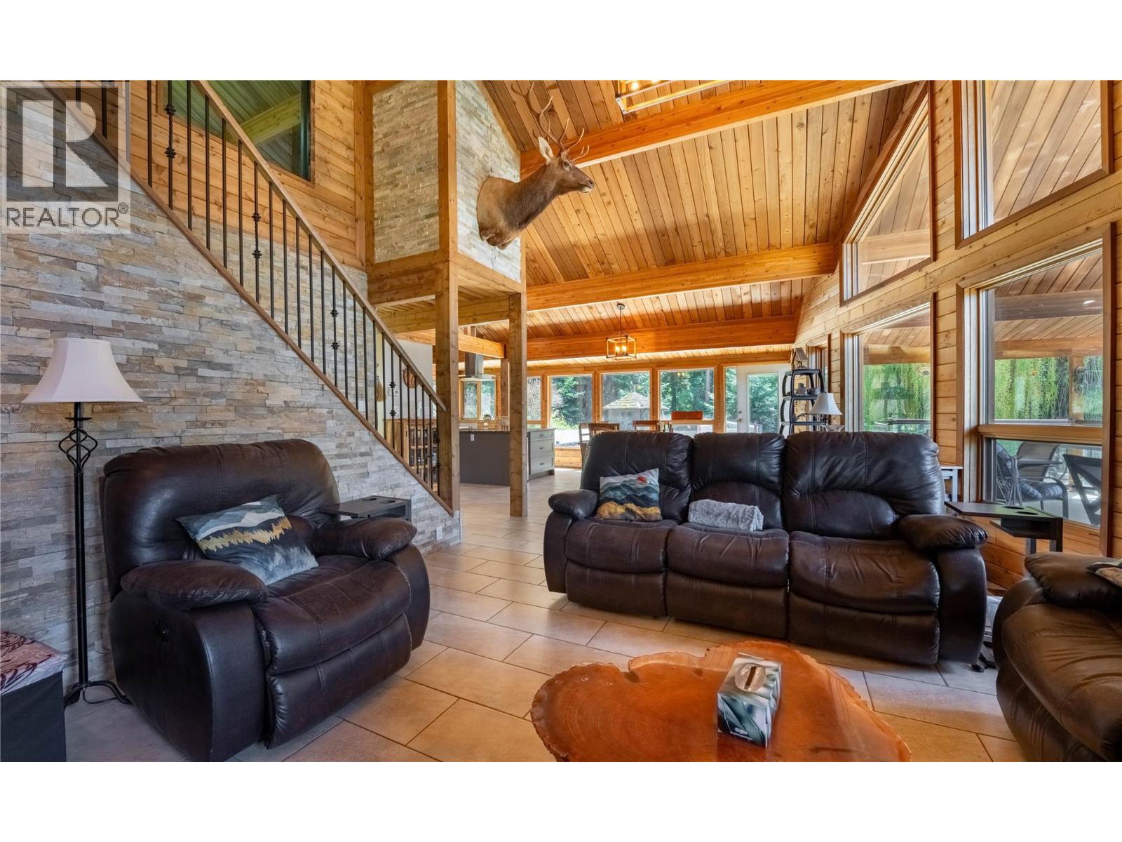 12437 Boswell Road, Boswell, British Columbia  V0B 1A0 - Photo 23 - 10381562