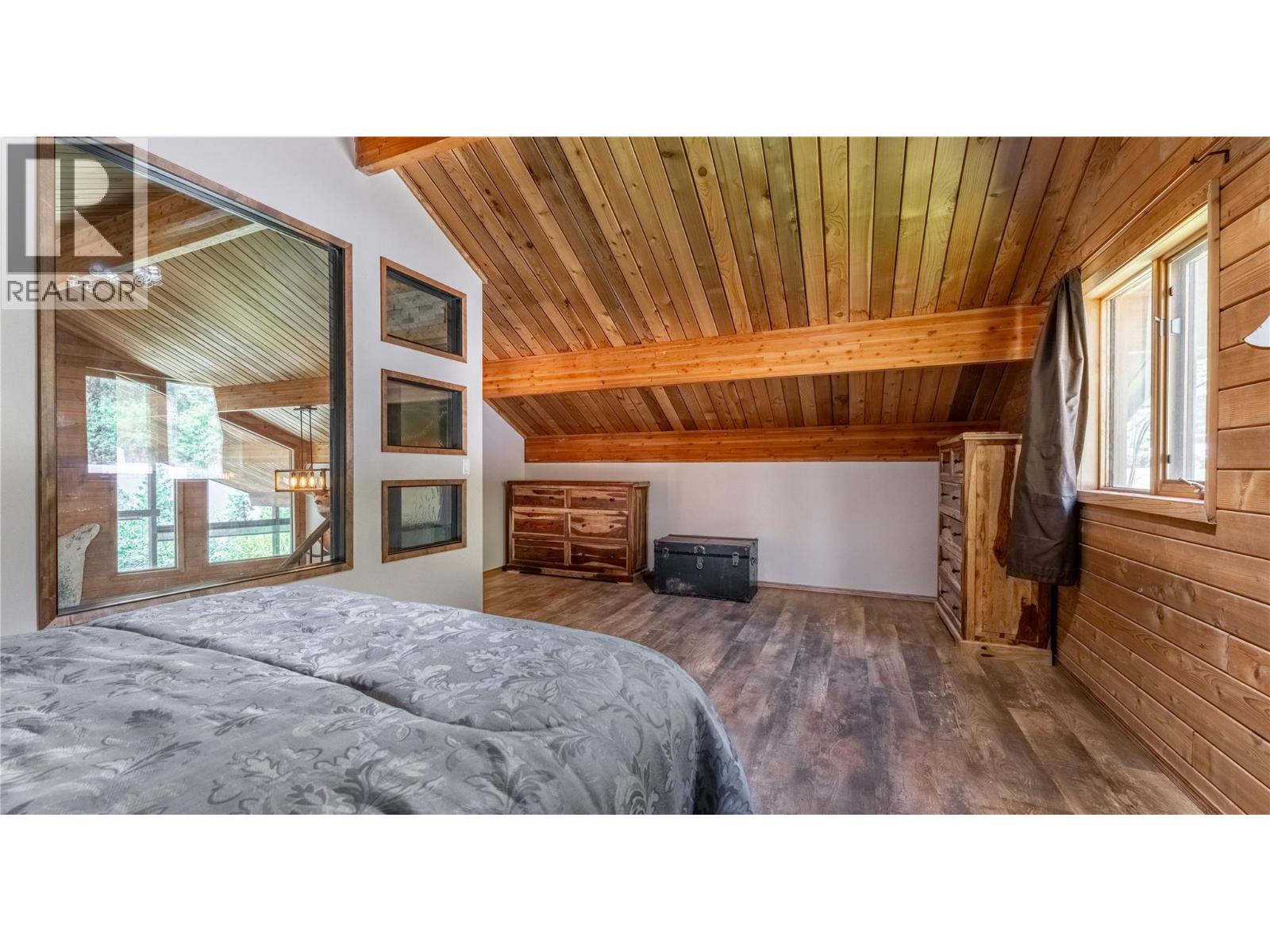 12437 Boswell Road, Boswell, British Columbia  V0B 1A0 - Photo 36 - 10381562