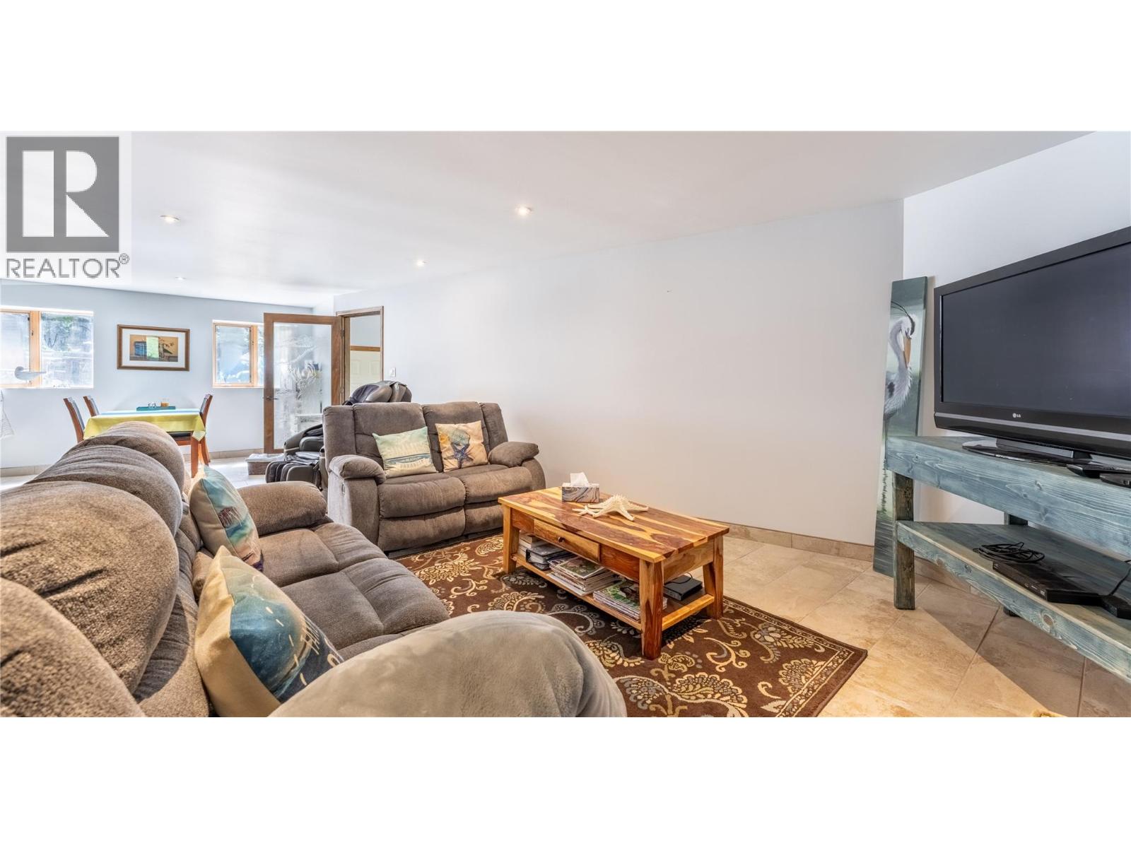 12437 Boswell Road, Boswell, British Columbia  V0B 1A0 - Photo 42 - 10381562