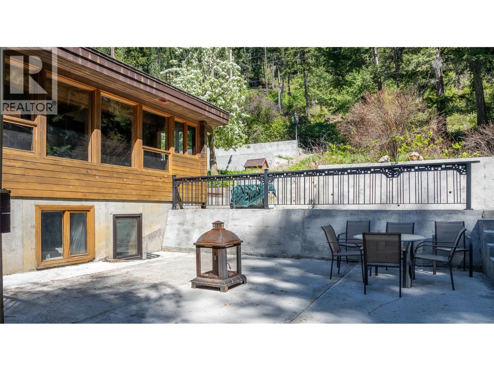 12437 Boswell Road, Boswell, British Columbia  V0B 1A0 - Photo 51 - 10381562