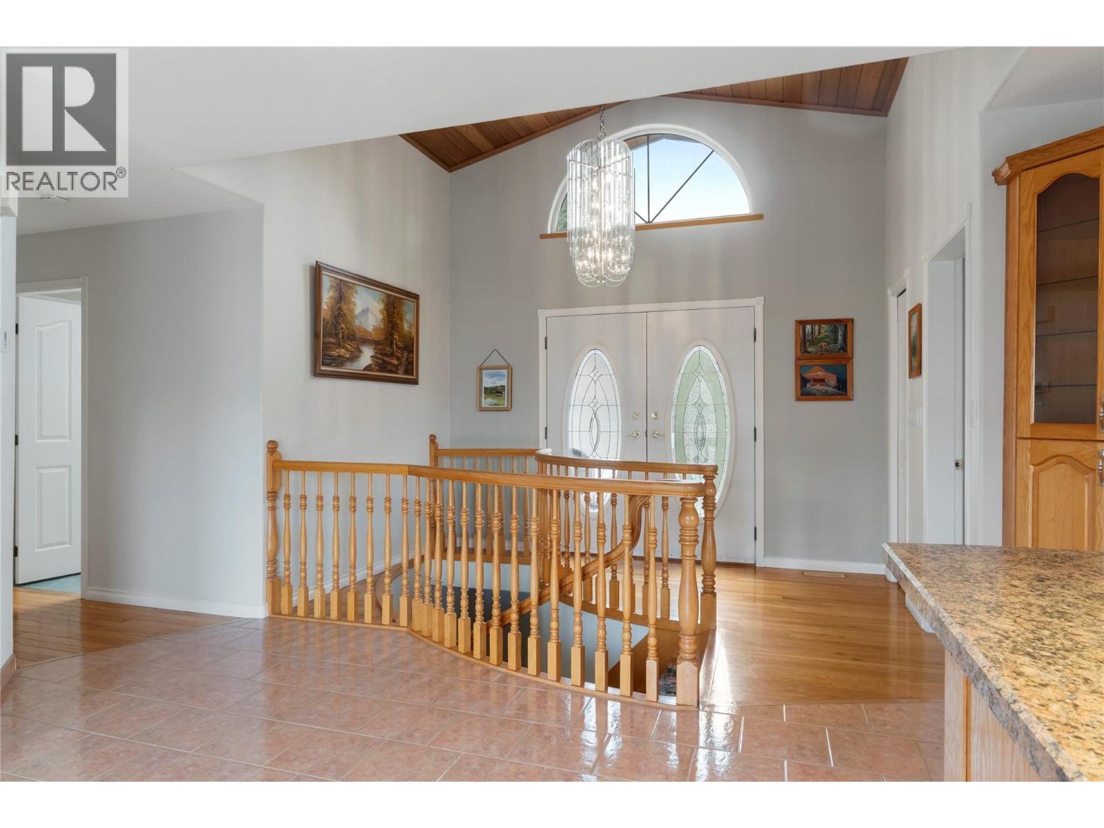 1131 50 Avenue Ne, Salmon Arm, British Columbia  V1E 3N1 - Photo 12 - 10381448