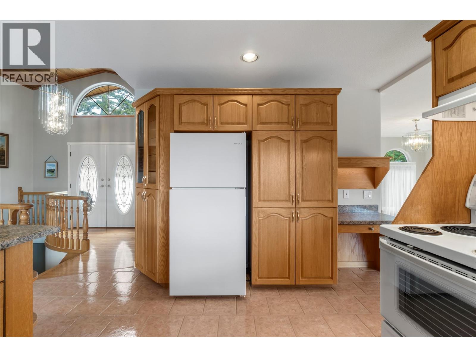 1131 50 Avenue Ne, Salmon Arm, British Columbia  V1E 3N1 - Photo 18 - 10381448